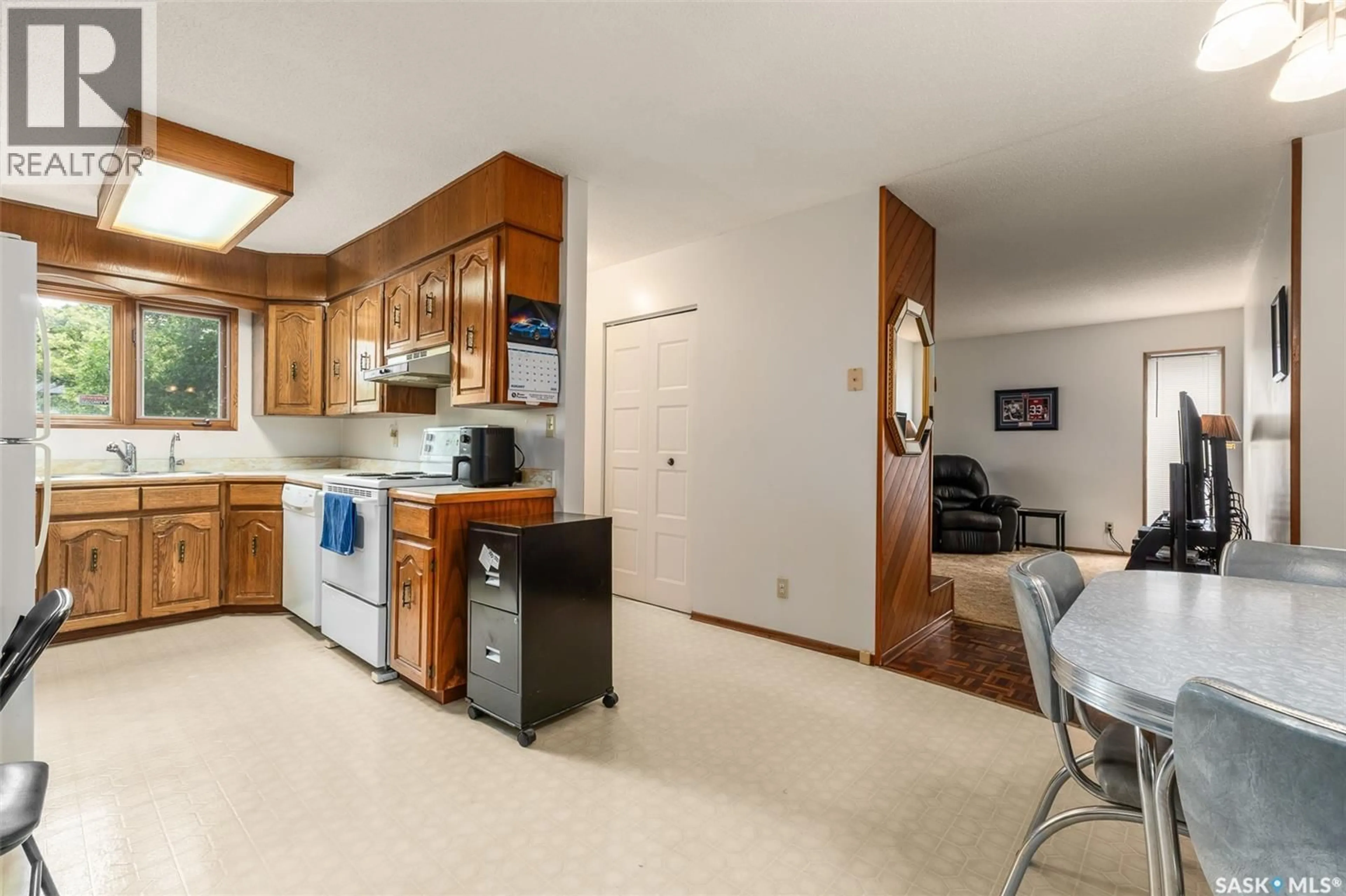 Unknown for 6142 7TH AVENUE, Regina Saskatchewan S4T7G8