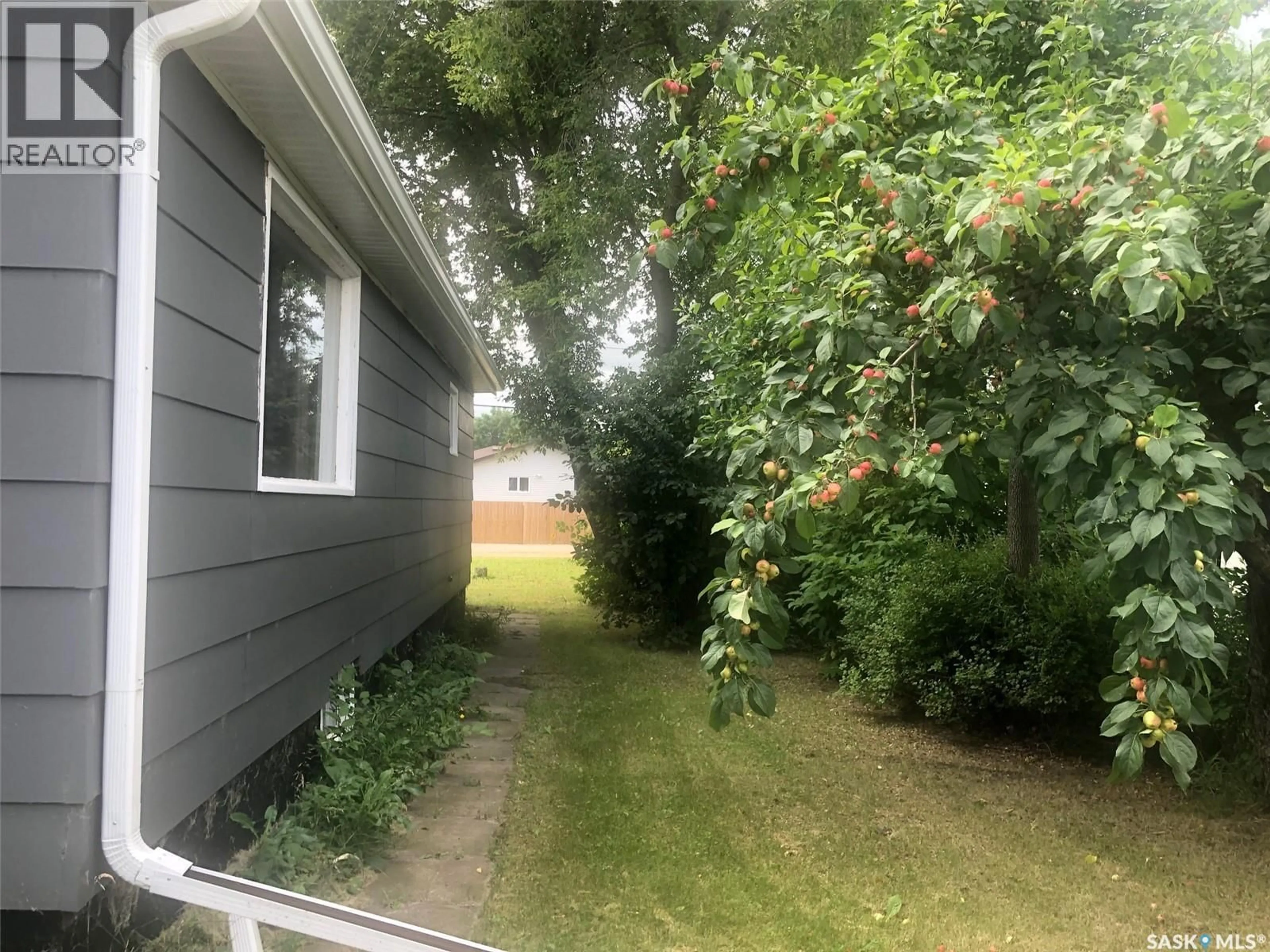A pic from outside/outdoor area/front of a property/back of a property/a pic from drone, street for 219 3RD AVENUE, Canora Saskatchewan S0A0L0