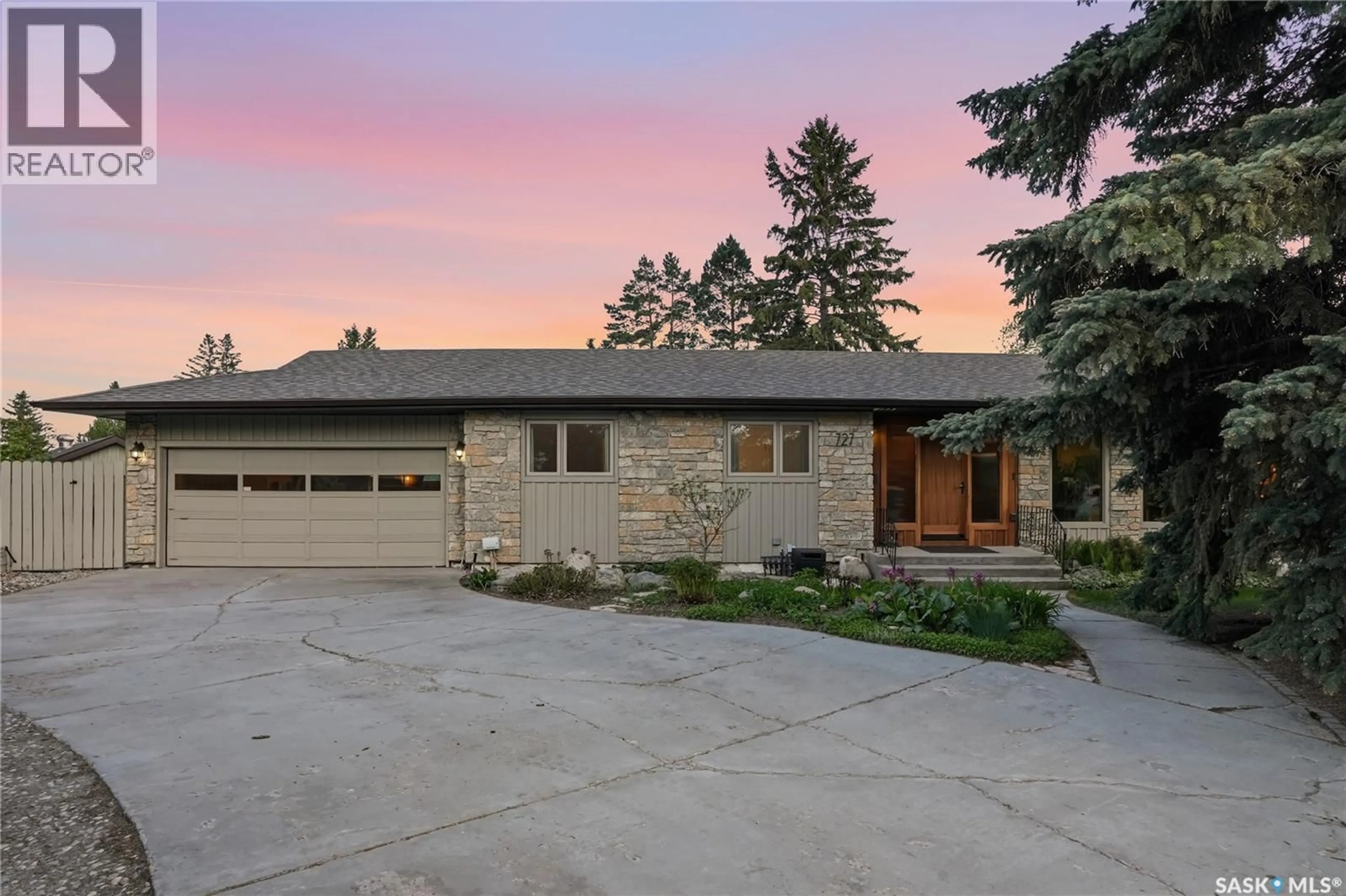 Home with brick exterior material, street for 727 TOBIN TERRACE, Saskatoon Saskatchewan S7K4P4