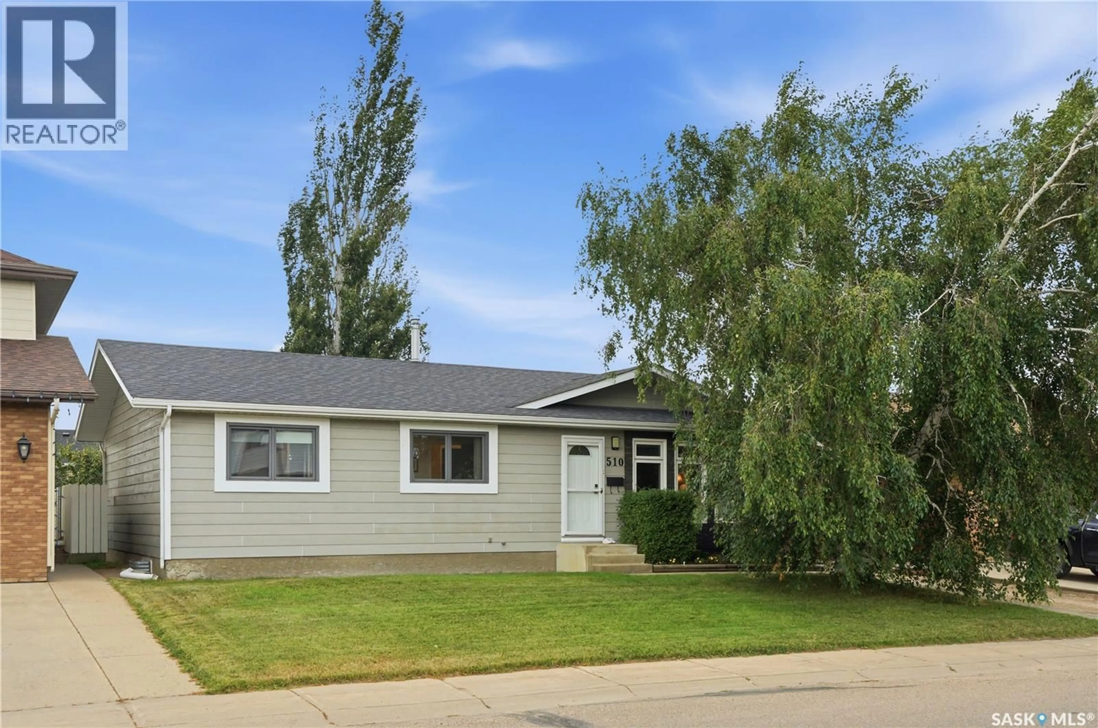 Home with vinyl exterior material, street for 510 4TH STREET, Warman Saskatchewan S0K4S0