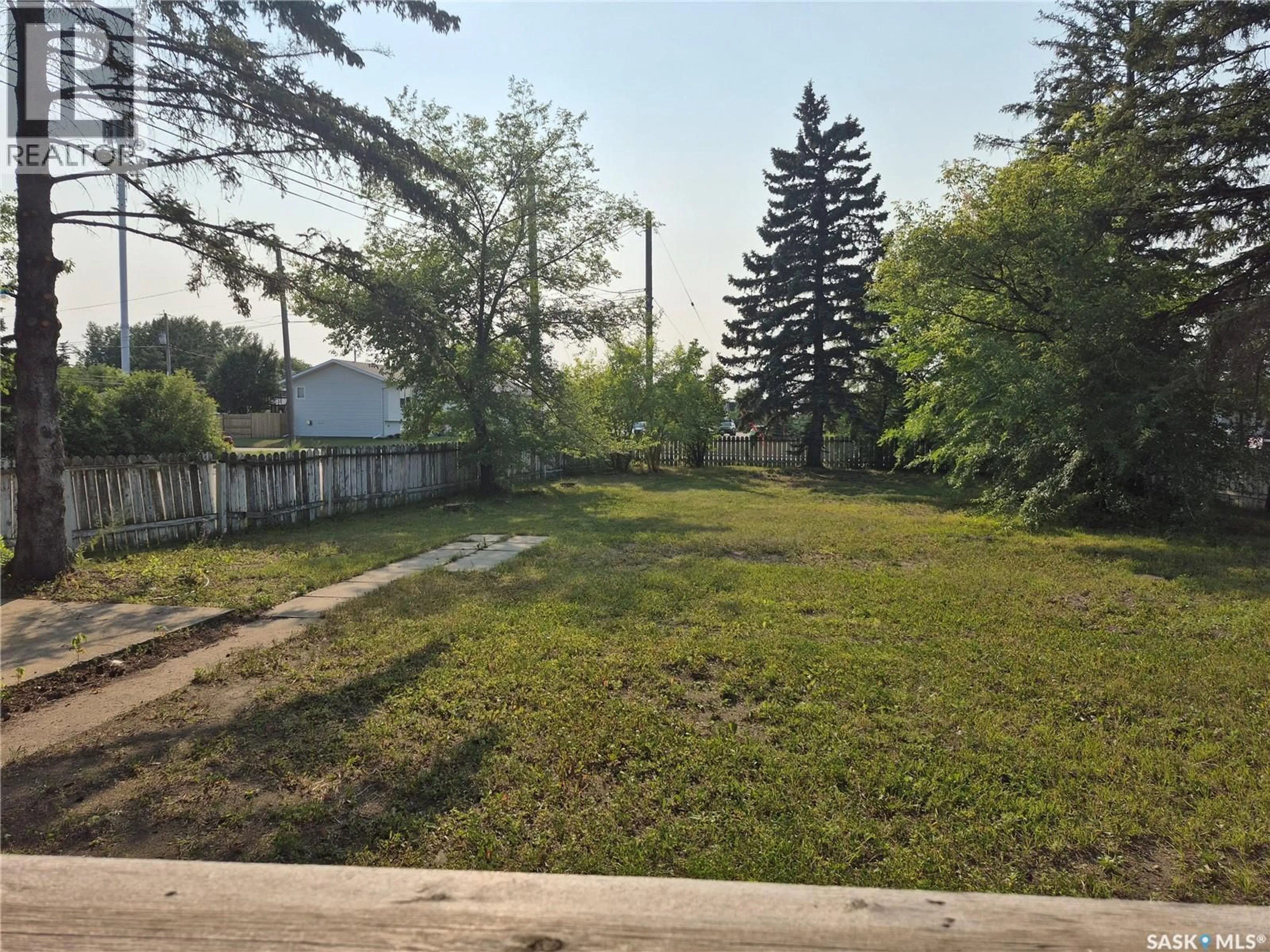 A pic from outside/outdoor area/front of a property/back of a property/a pic from drone, street for 215 CENTRAL STREET, Warman Saskatchewan S0K4S0