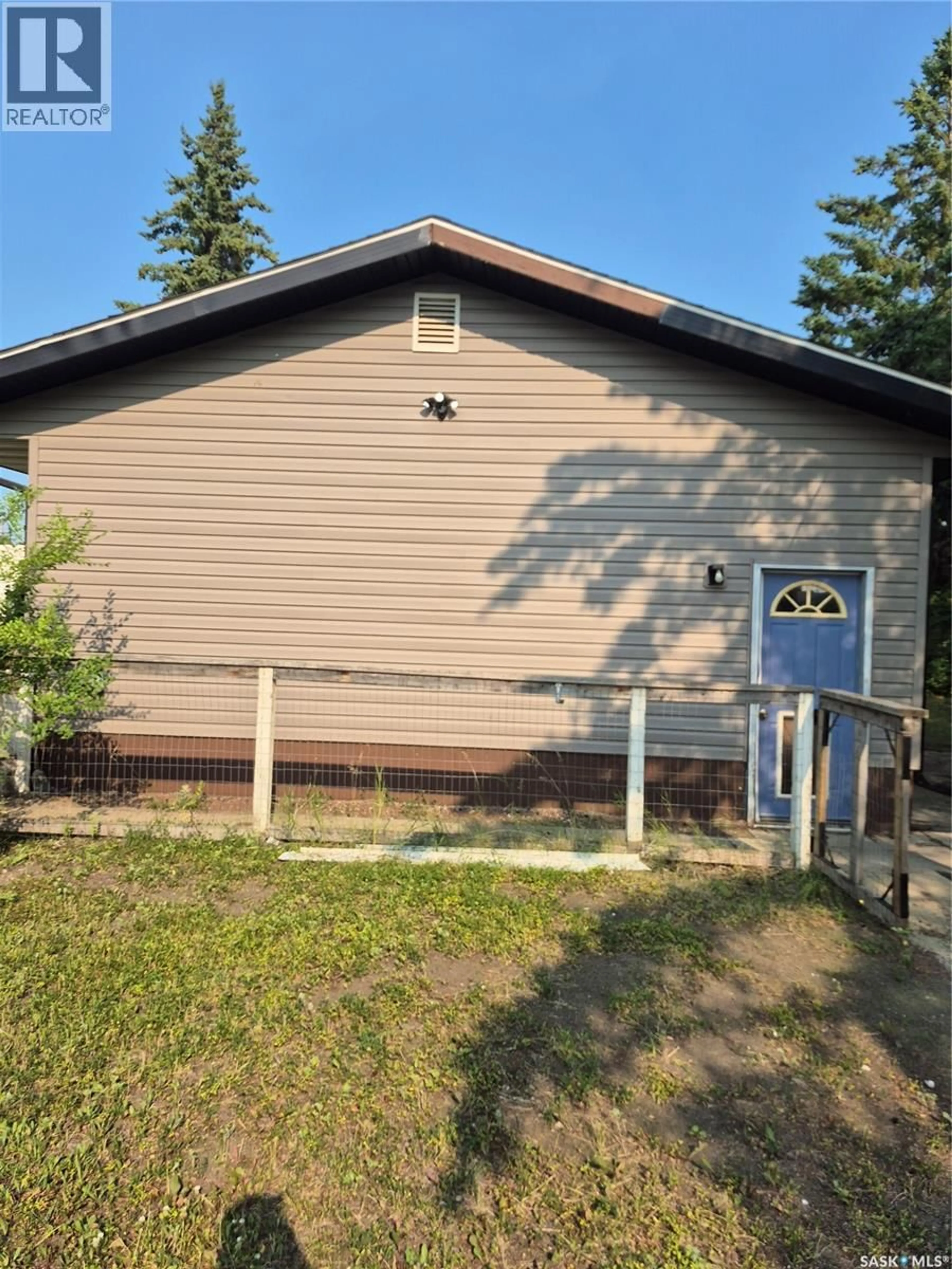 Shed for 215 CENTRAL STREET, Warman Saskatchewan S0K4S0