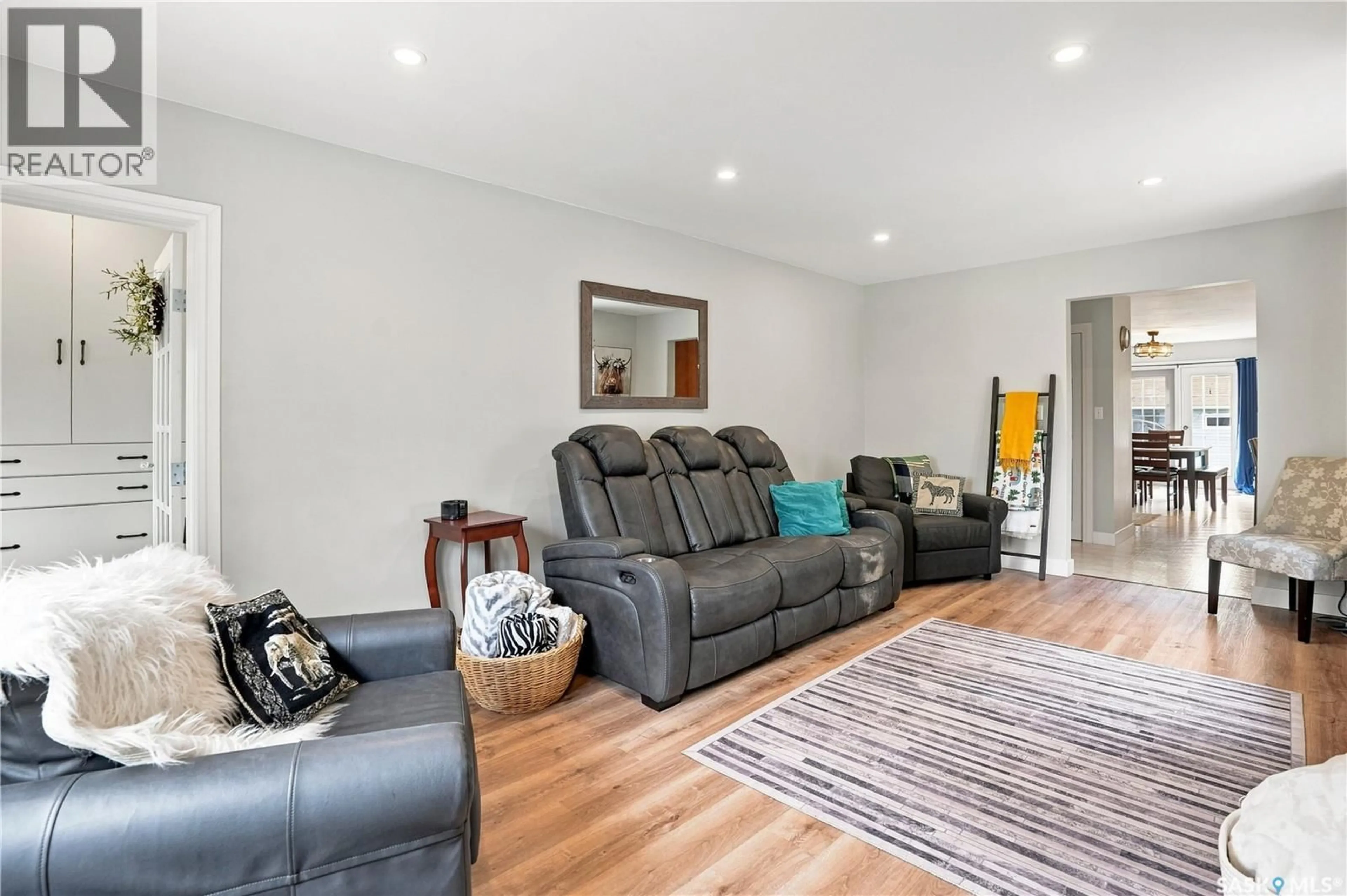 Living room with furniture, unknown for 507 RAILWAY AVENUE, Bulyea Saskatchewan S0G0L0