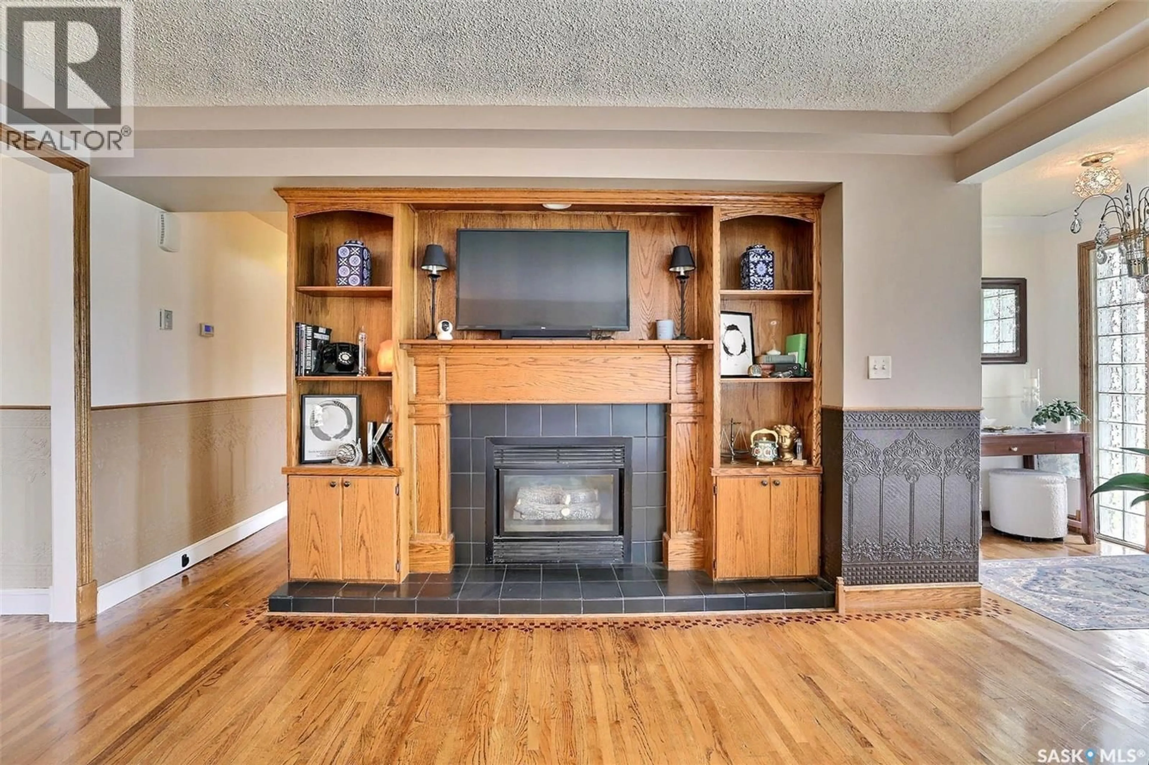 Home theater for 924 CAMPBELL STREET, Regina Saskatchewan S4T5P3
