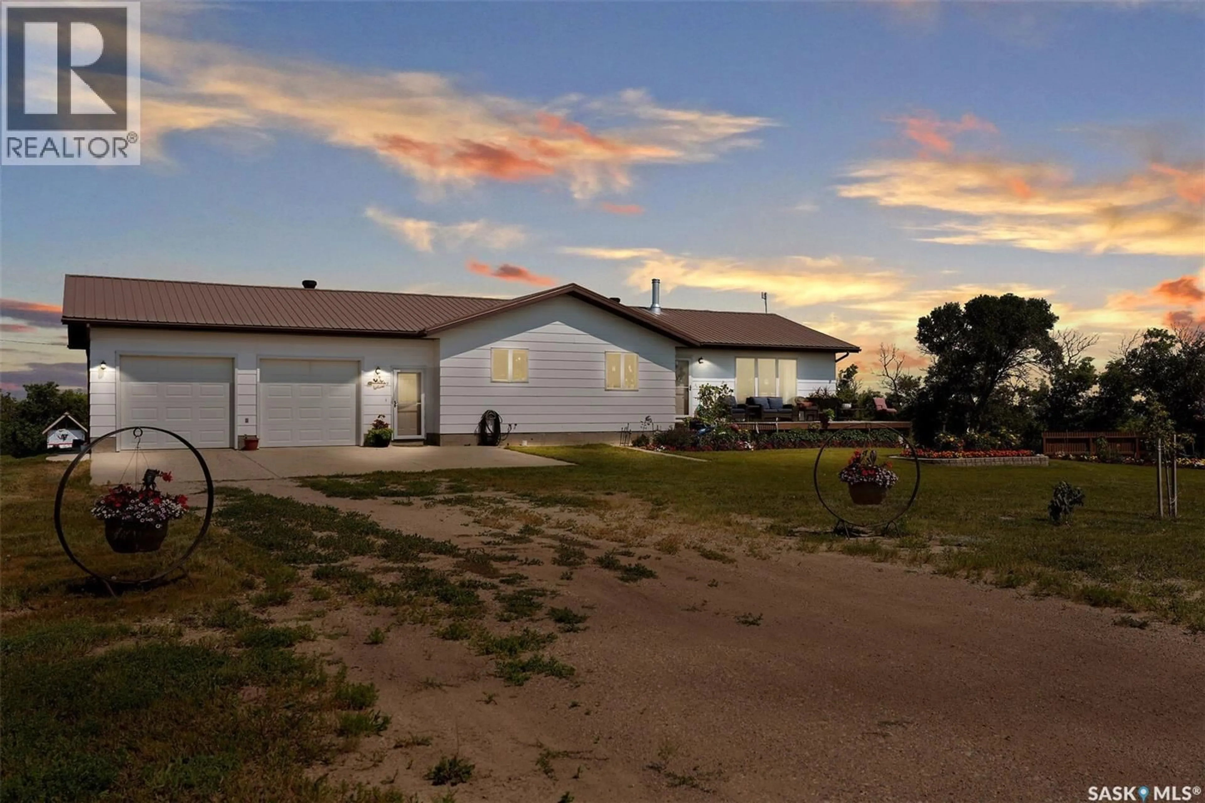 A pic from outside/outdoor area/front of a property/back of a property/a pic from drone, unknown for DILKE ACREAGE, Sarnia Rm No. 221 Saskatchewan S0G1C0