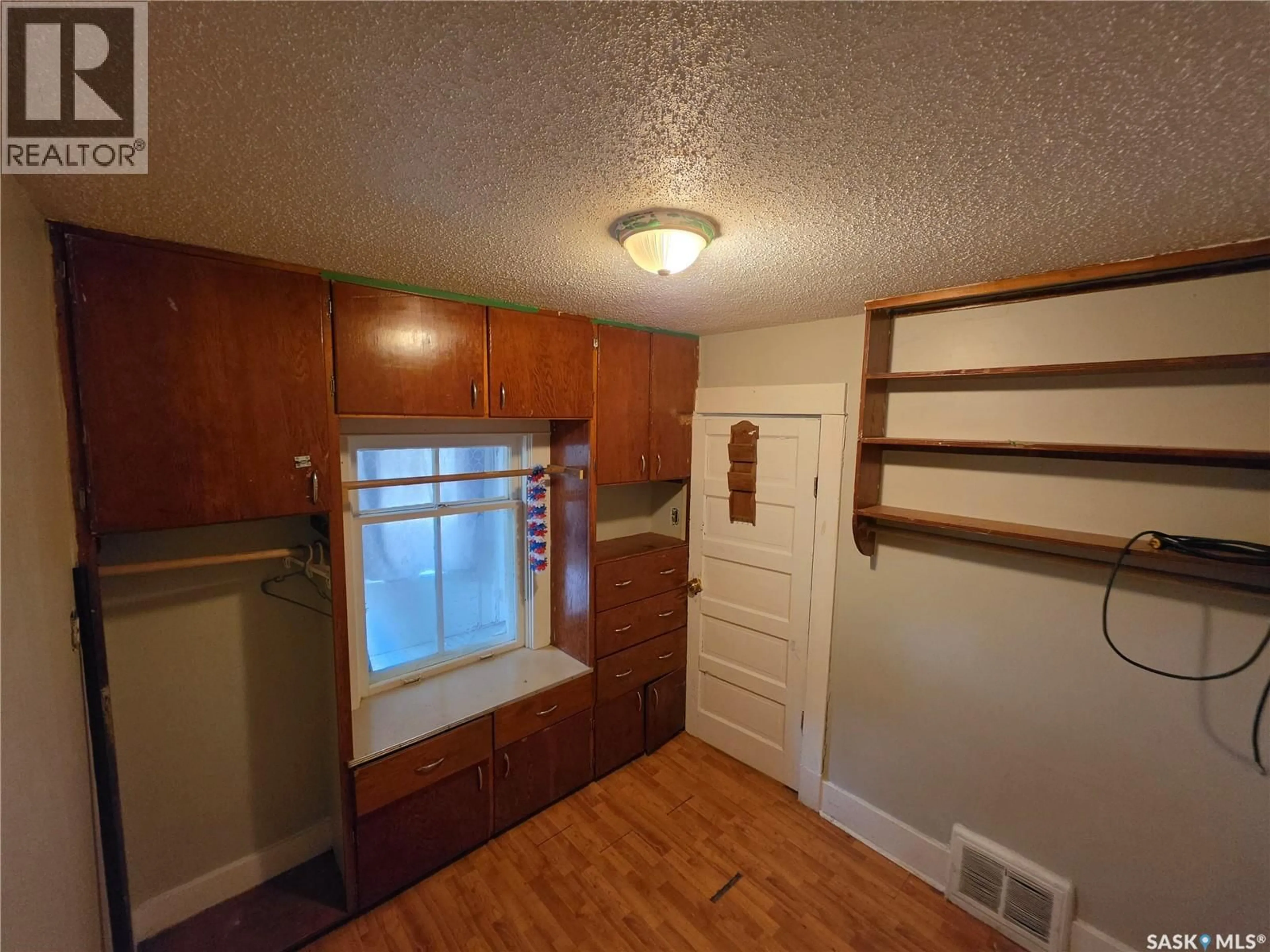 A pic of a room for 1041 ARGYLE STREET, Regina Saskatchewan S4T3R4