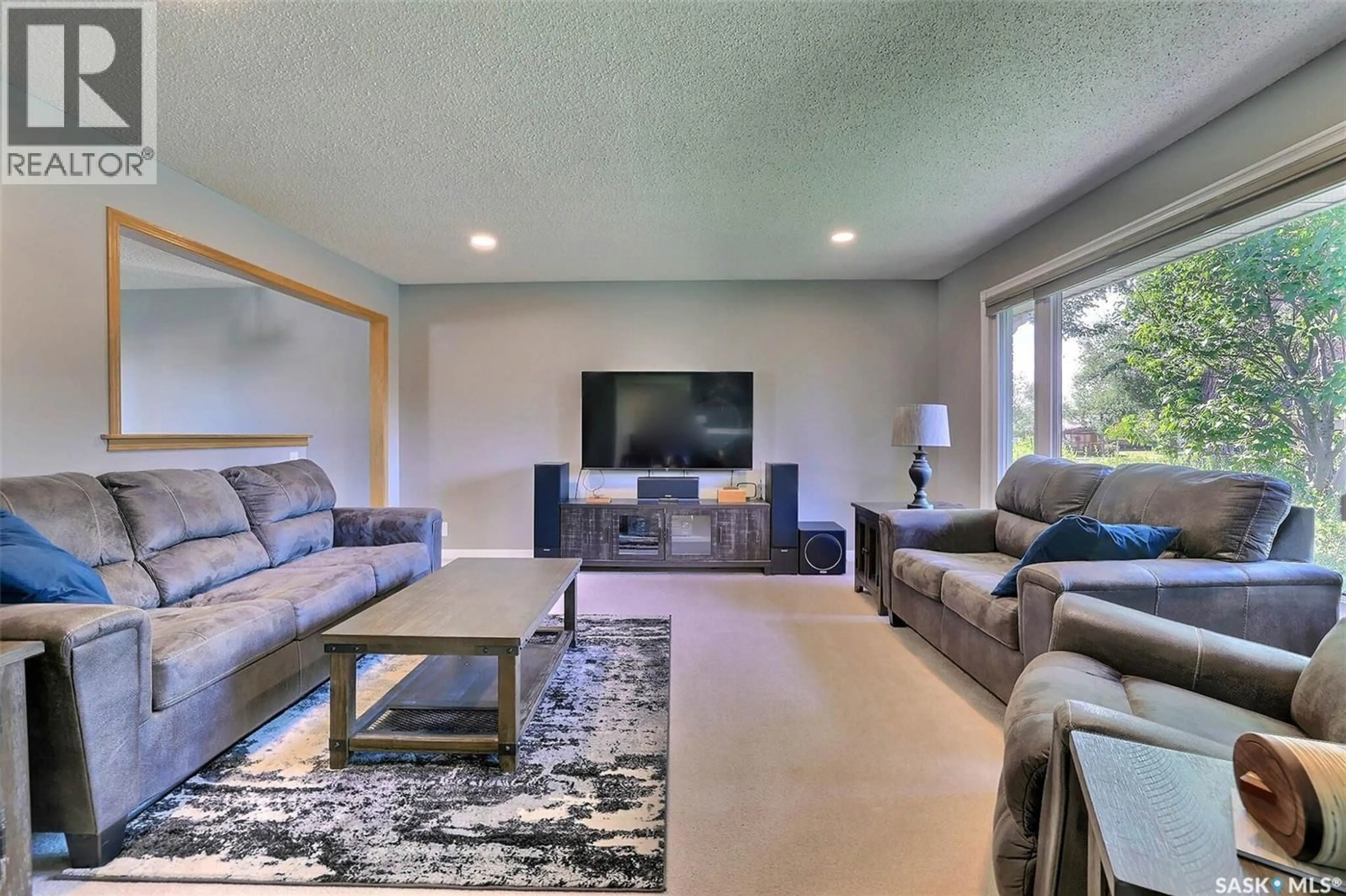 Living room with furniture, unknown for 275 RODENBUSH DRIVE, Regina Saskatchewan S4R6X1