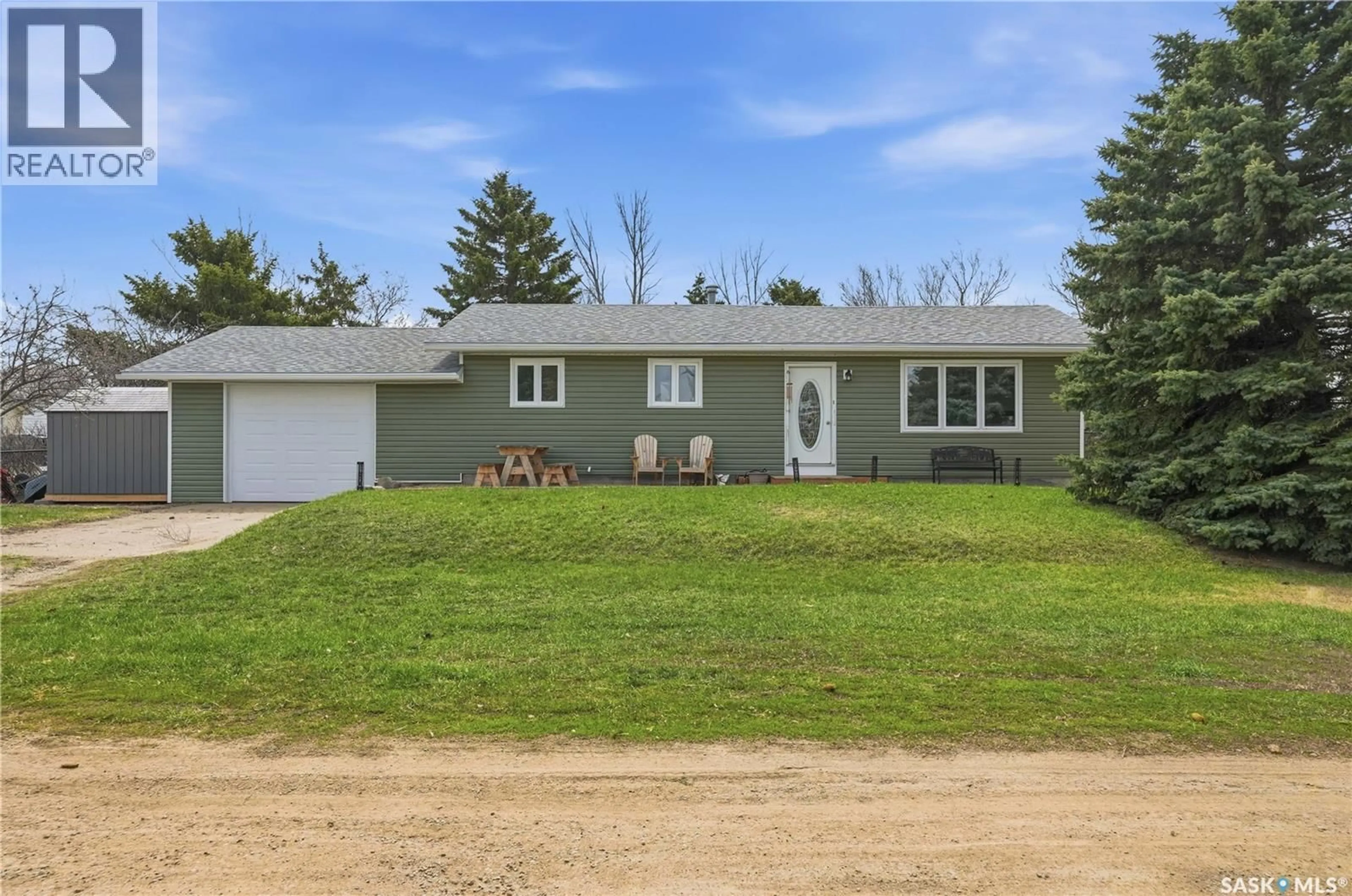 Unknown for 329 1ST AVENUE, Mortlach Saskatchewan S0H3E0