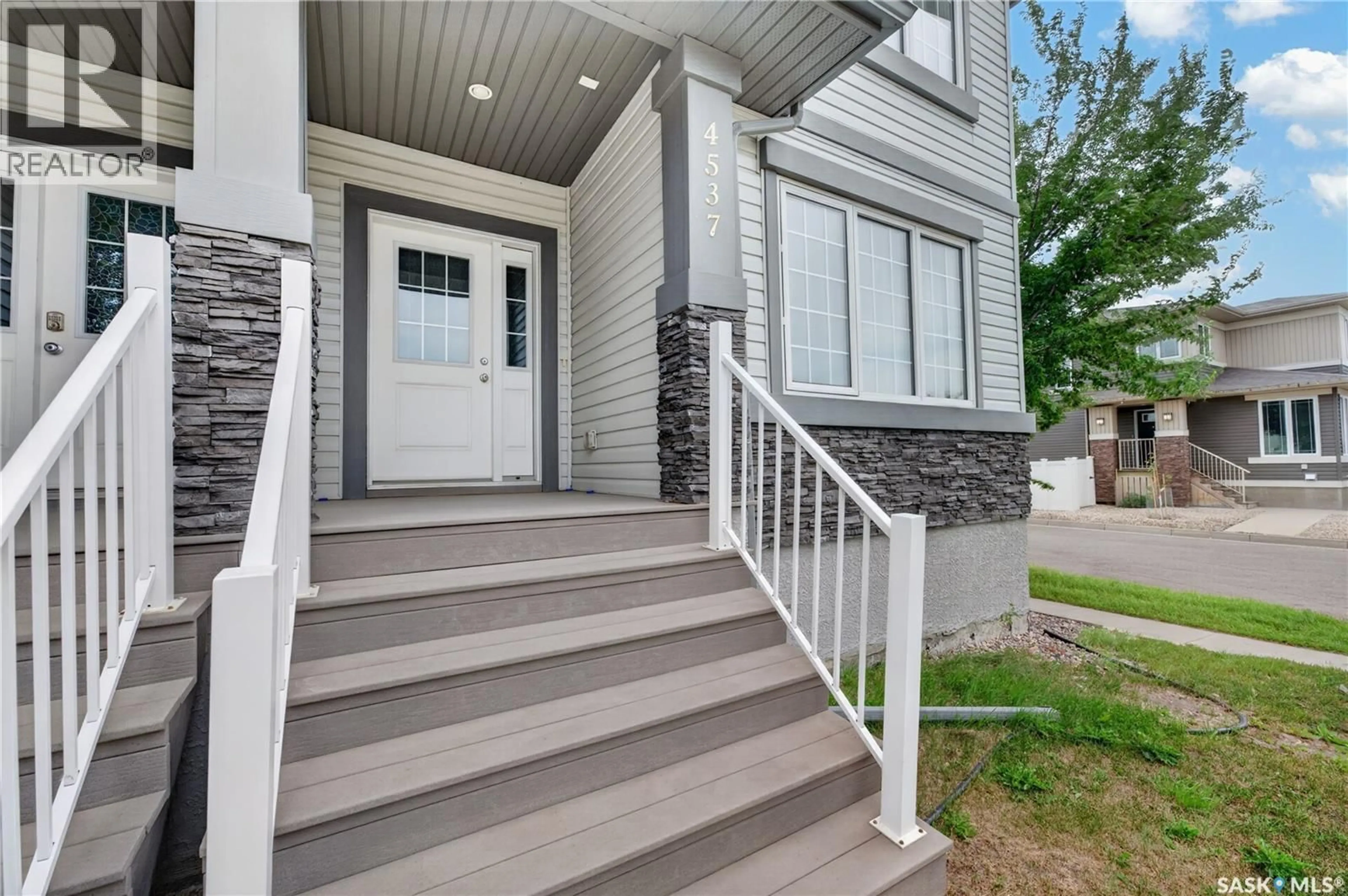 Unknown for 4537 JAMES HILL ROAD, Regina Saskatchewan S4W0K8