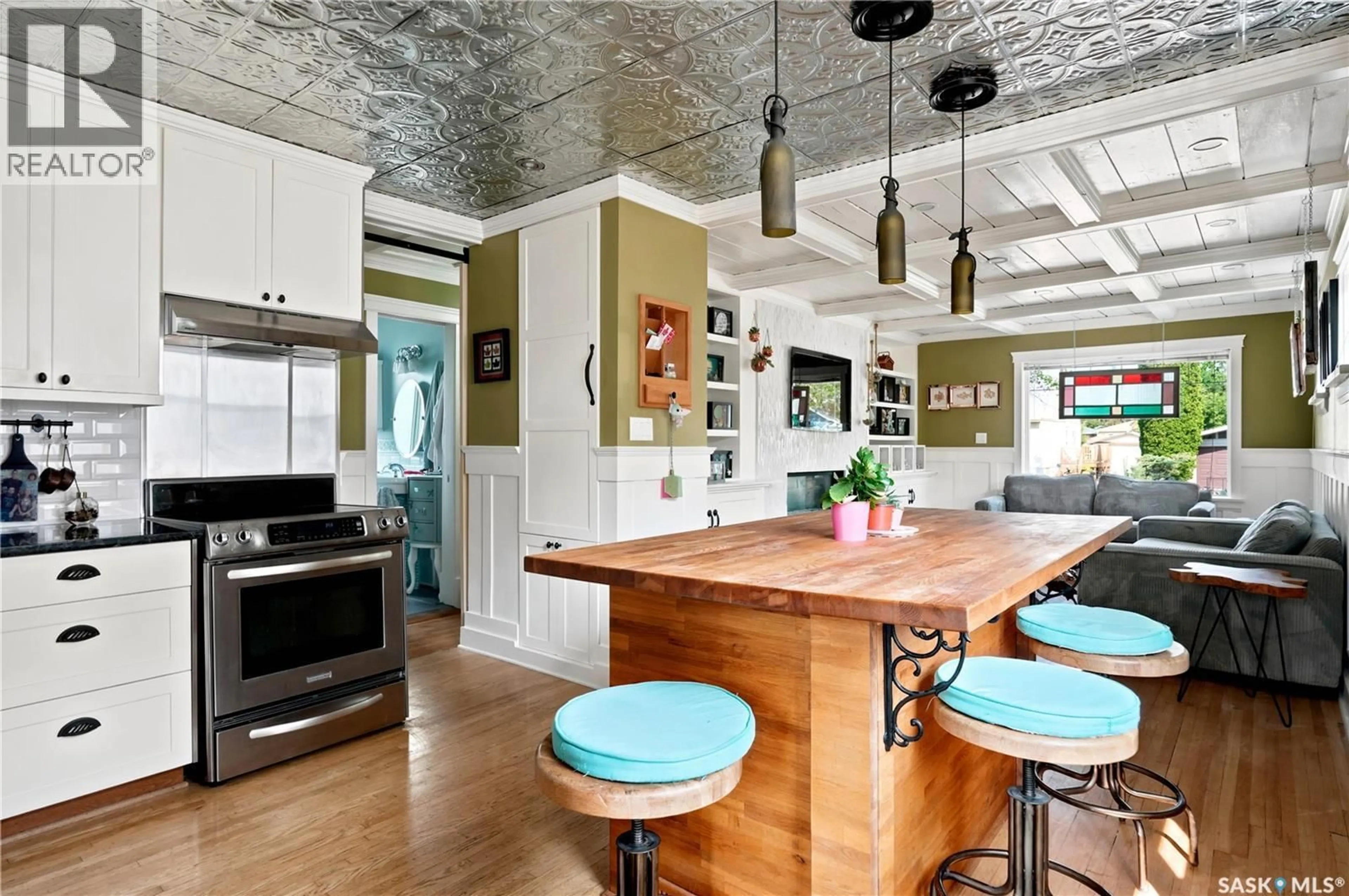 Open concept kitchen, unknown for 2520 ELLIOTT STREET, Regina Saskatchewan S4N3H5