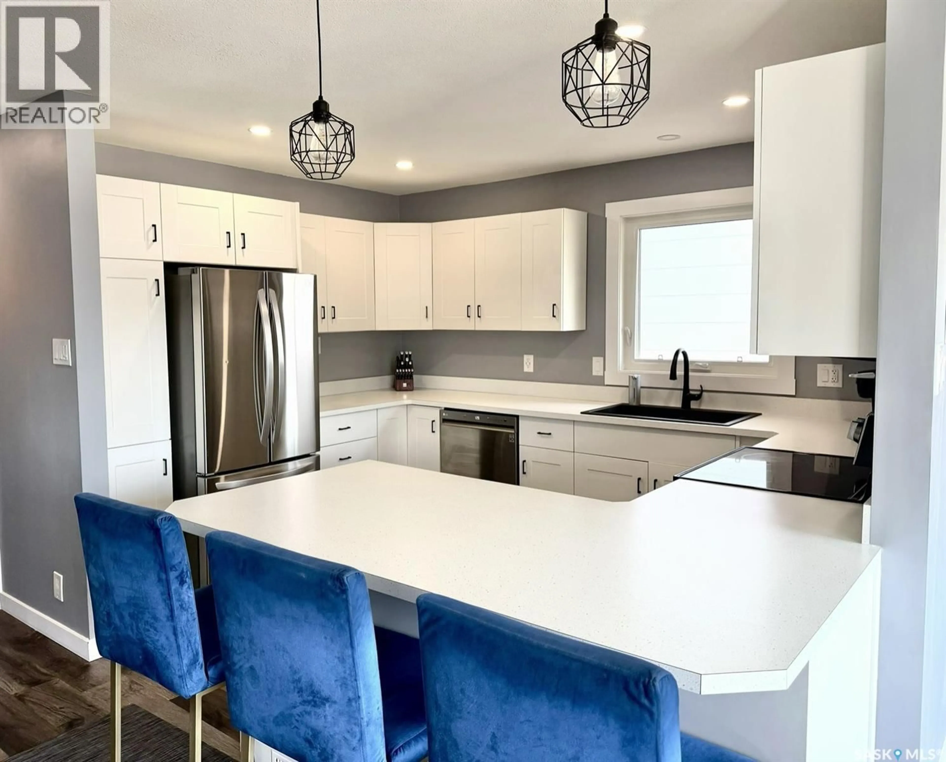 Open concept kitchen, unknown for 510 REDBERRY ROAD, Saskatoon Saskatchewan S7K4S3