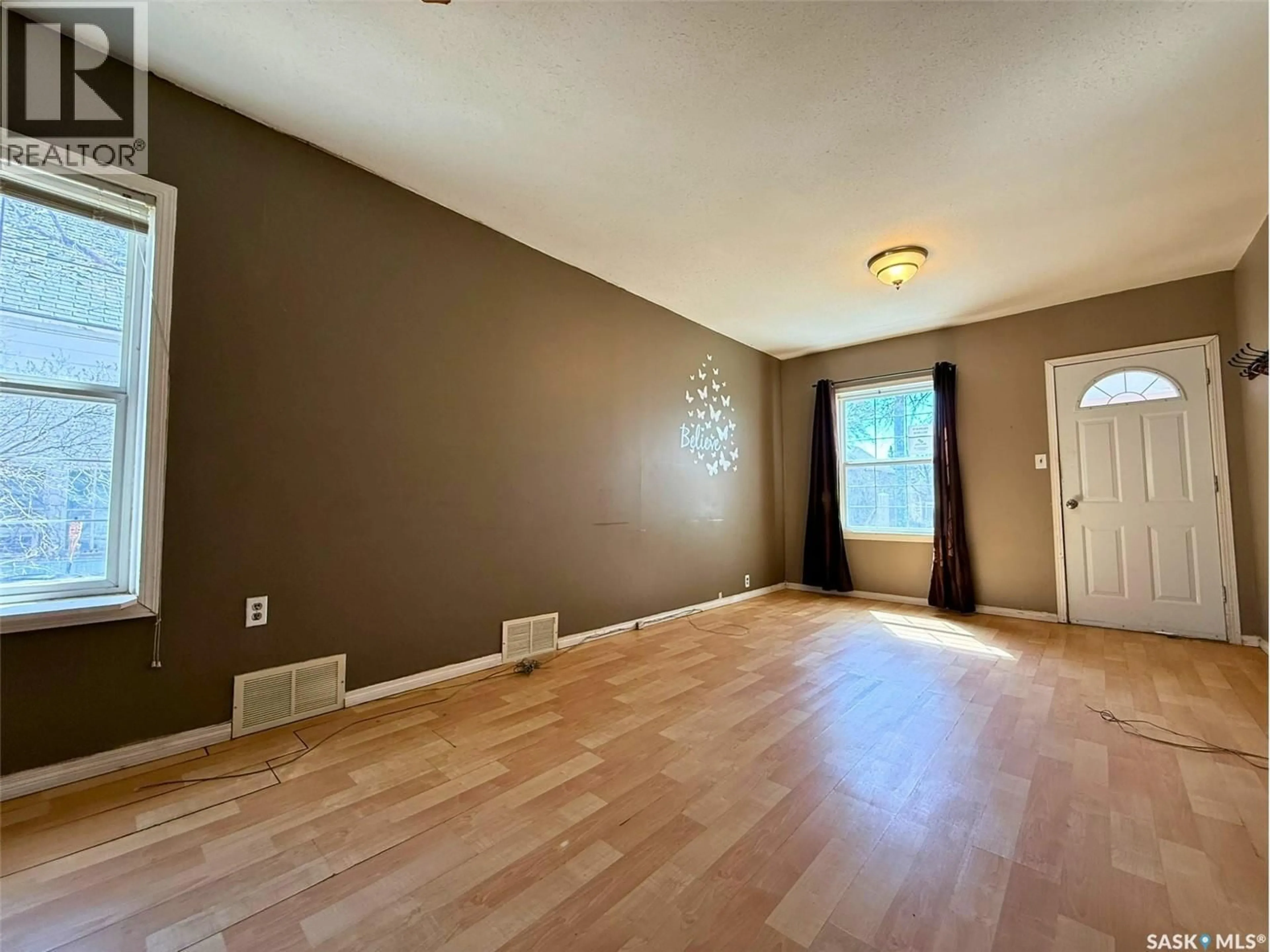 A pic of a room for 562 ATHABASCA STREET, Moose Jaw Saskatchewan S6H2C6