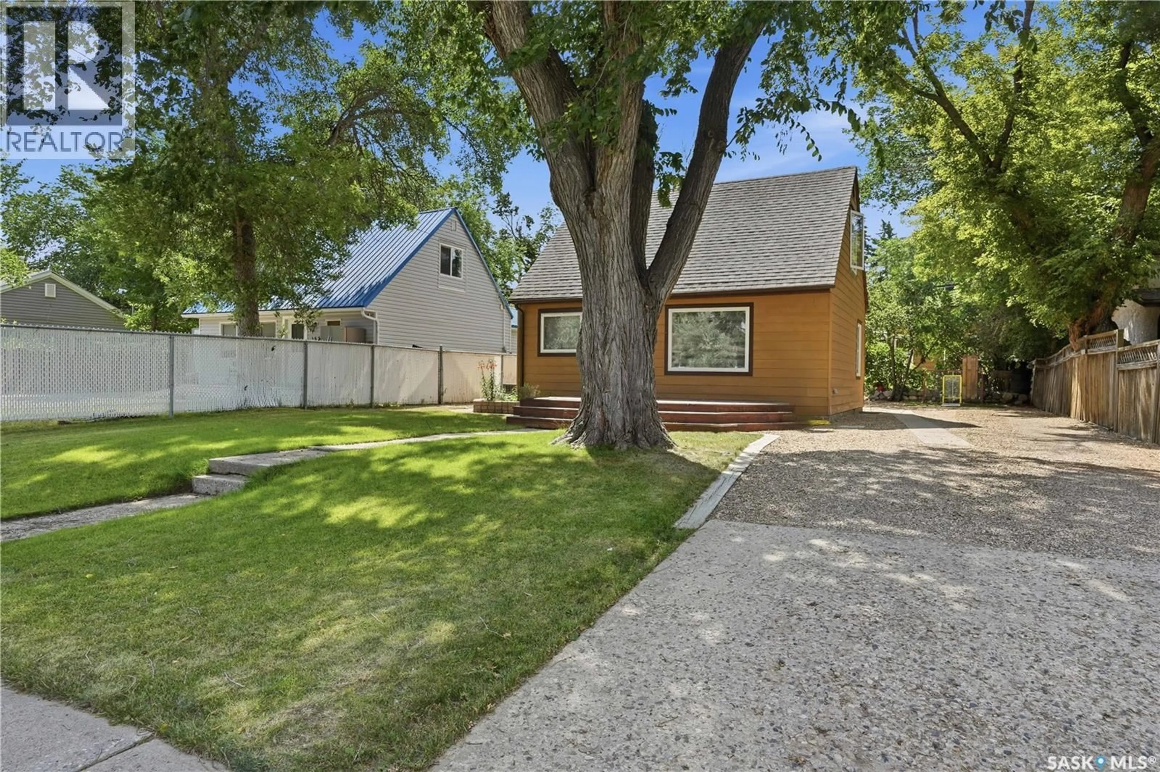 A pic from outside/outdoor area/front of a property/back of a property/a pic from drone, street for 145 LILLOOET STREET E, Moose Jaw Saskatchewan S6H4S6
