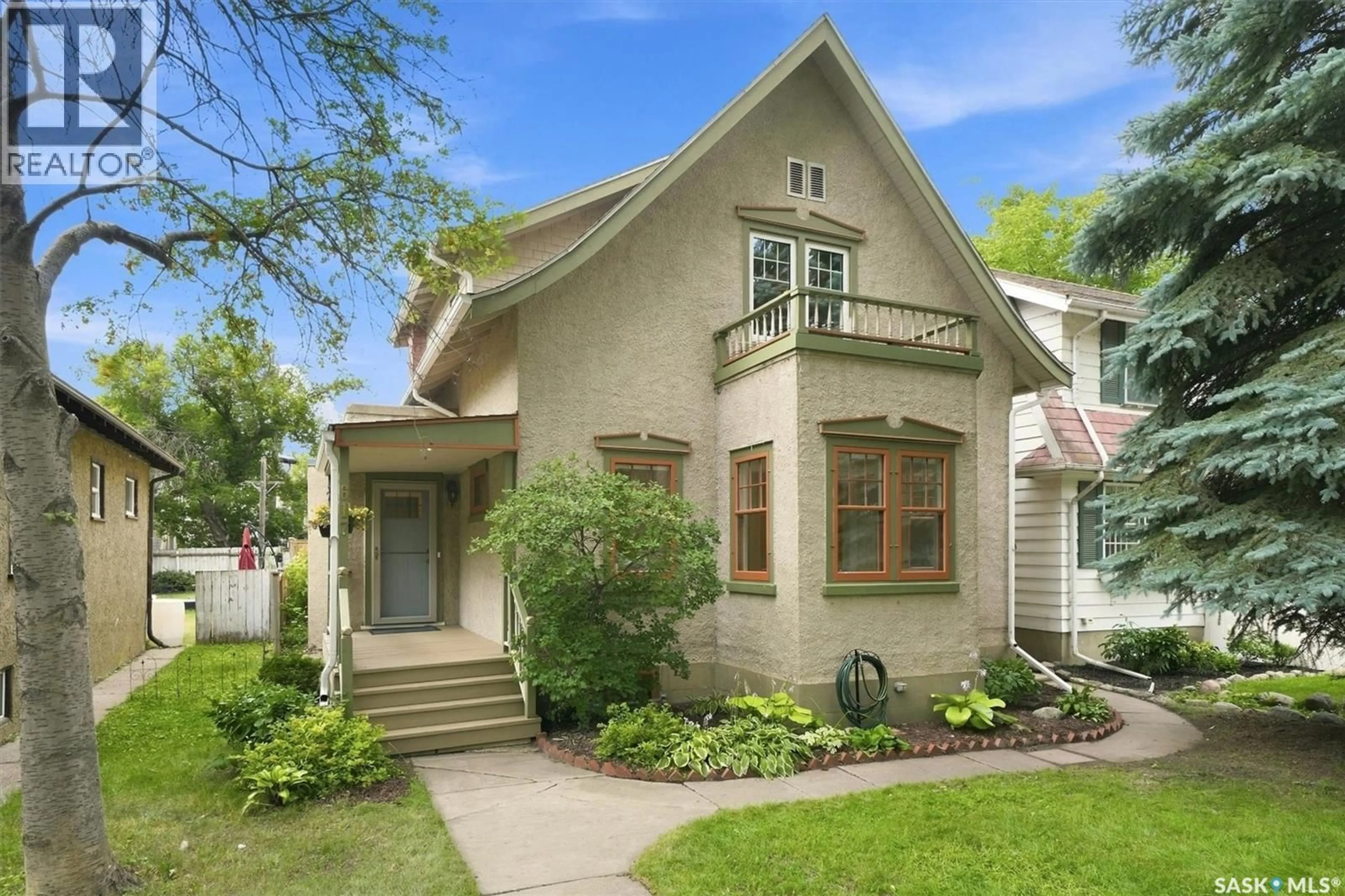 Home with brick exterior material, street for 617 7TH AVENUE, Saskatoon Saskatchewan S7K2V2