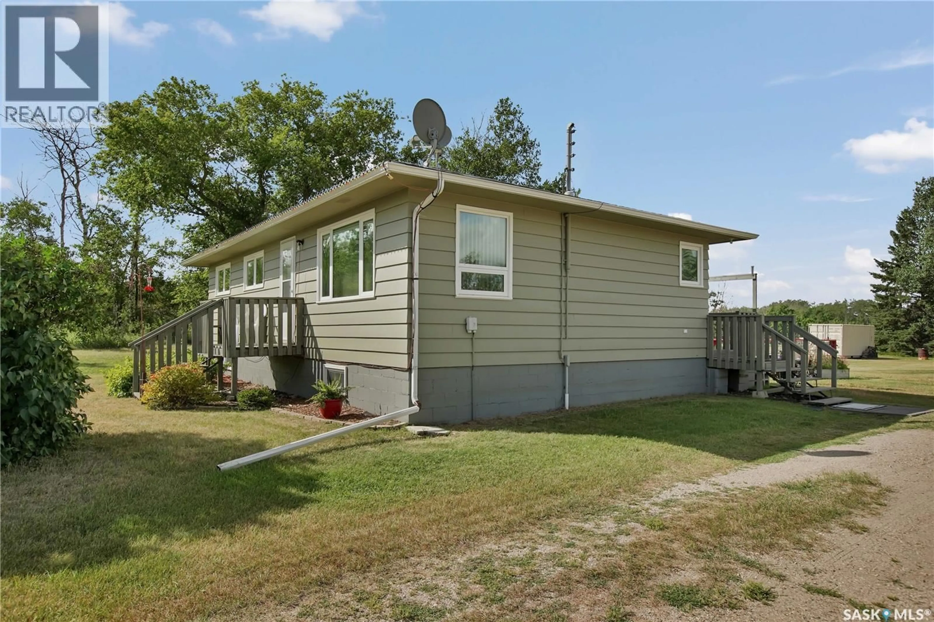Home with vinyl exterior material, unknown for MACDONALD ACREAGE, Corman Park Rm No. 344 Saskatchewan S7K4R6