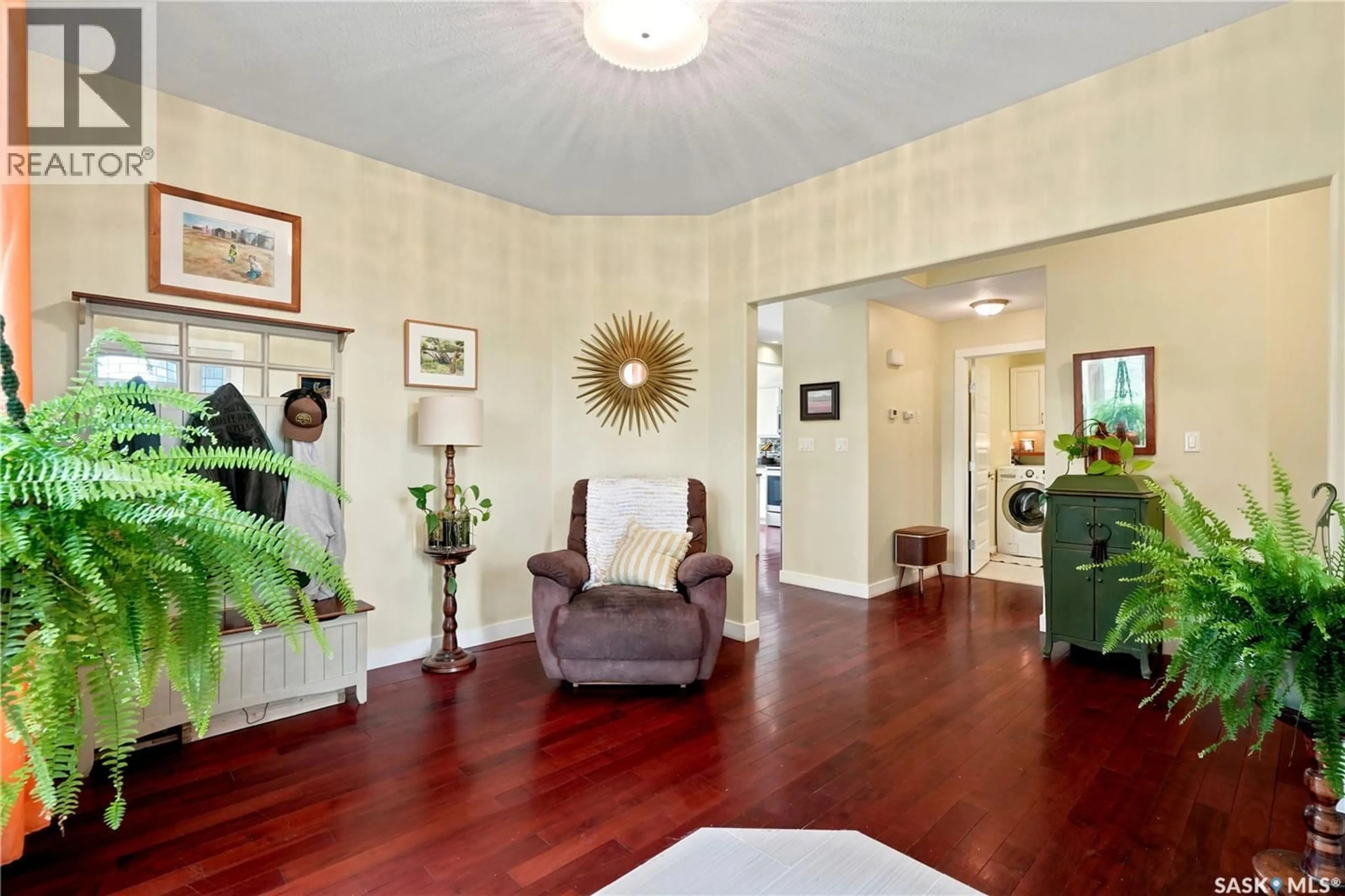 Indoor foyer for 401 BANBURY PLACE, Wolseley Saskatchewan S0G5H0