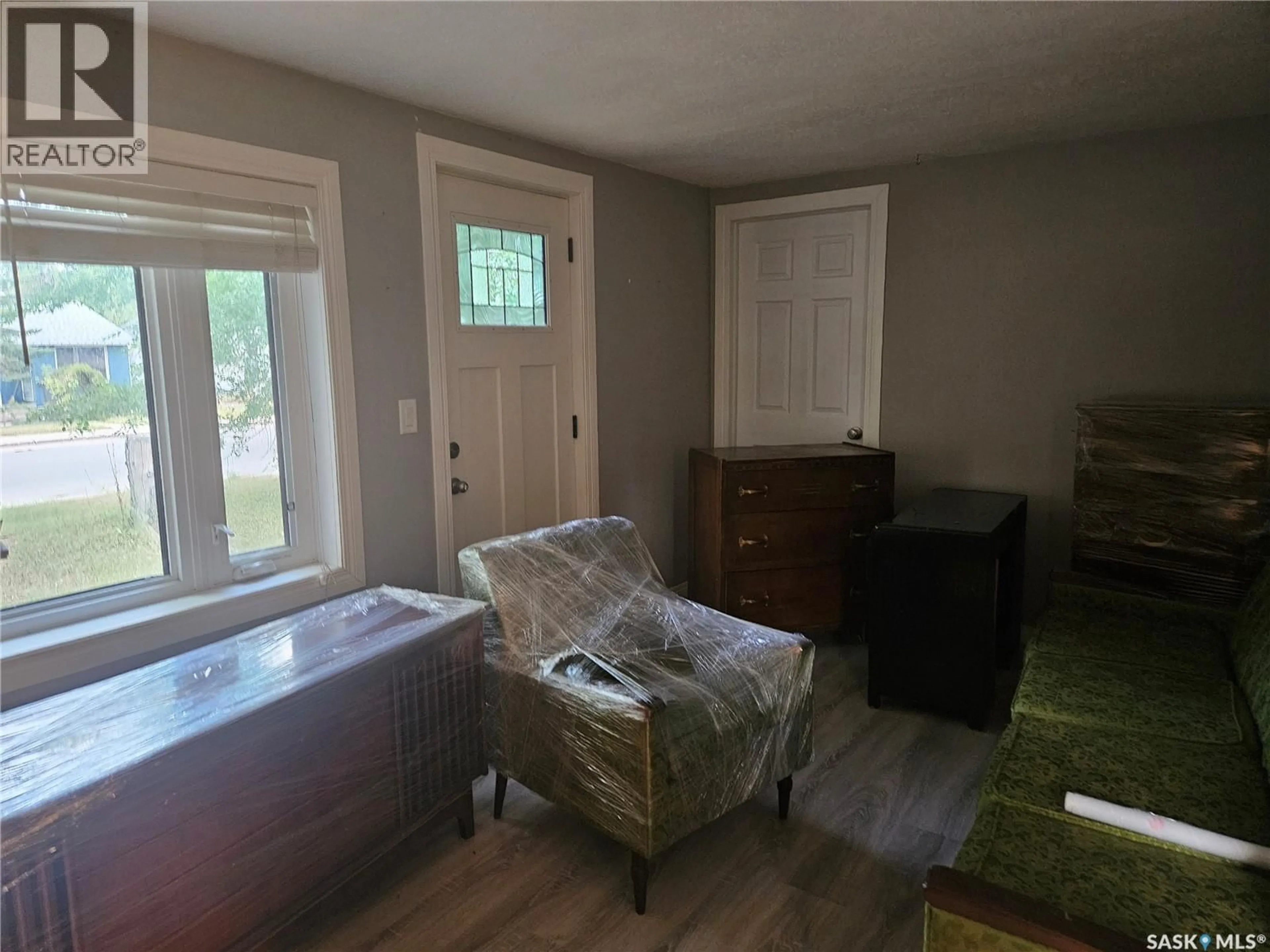A pic of a room for 1017 COTEAU STREET, Moose Jaw Saskatchewan S6H5G3