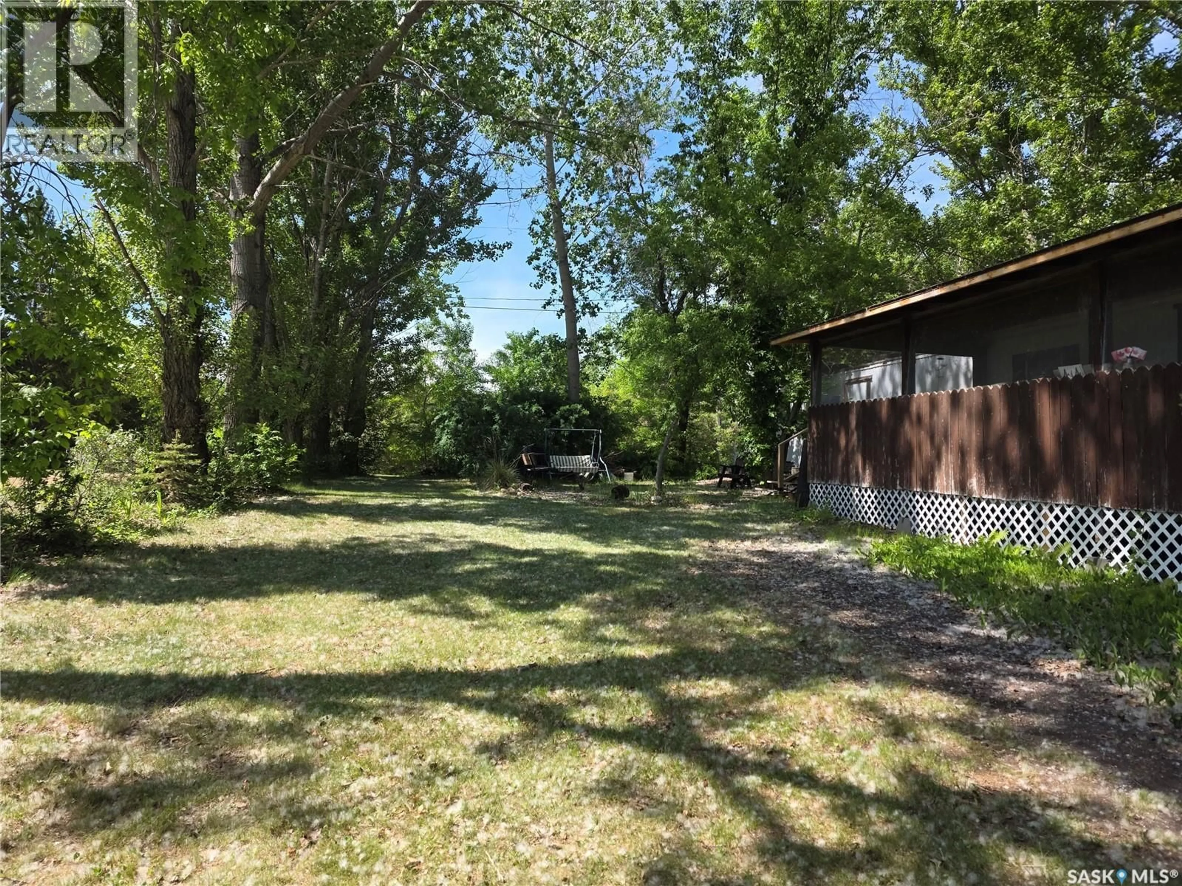 Shed for 414 ZEALANDIA AVENUE, Coteau Beach Saskatchewan S0L0G0