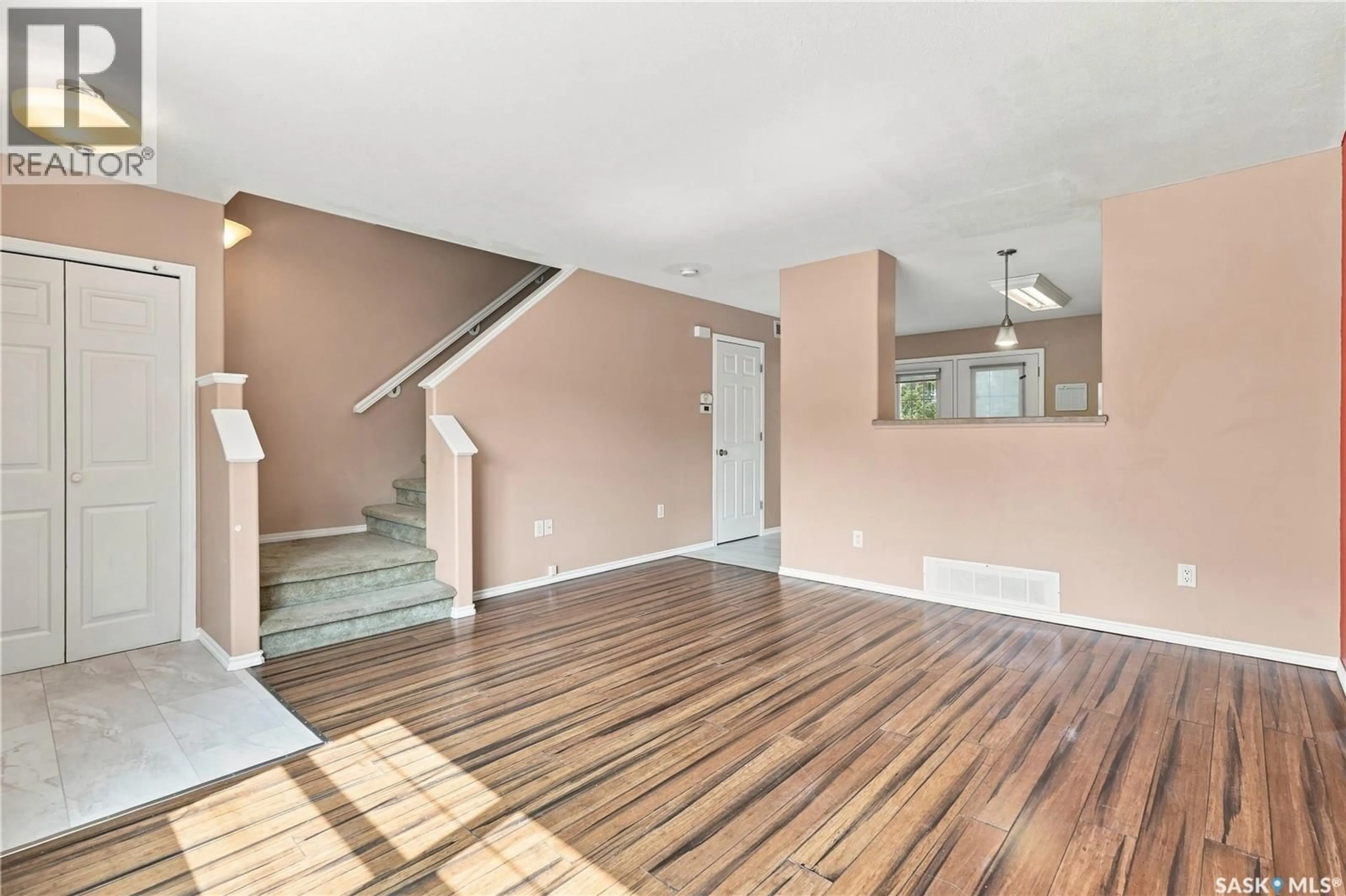 Unknown for 2162 TORONTO STREET, Regina Saskatchewan S4P0B8