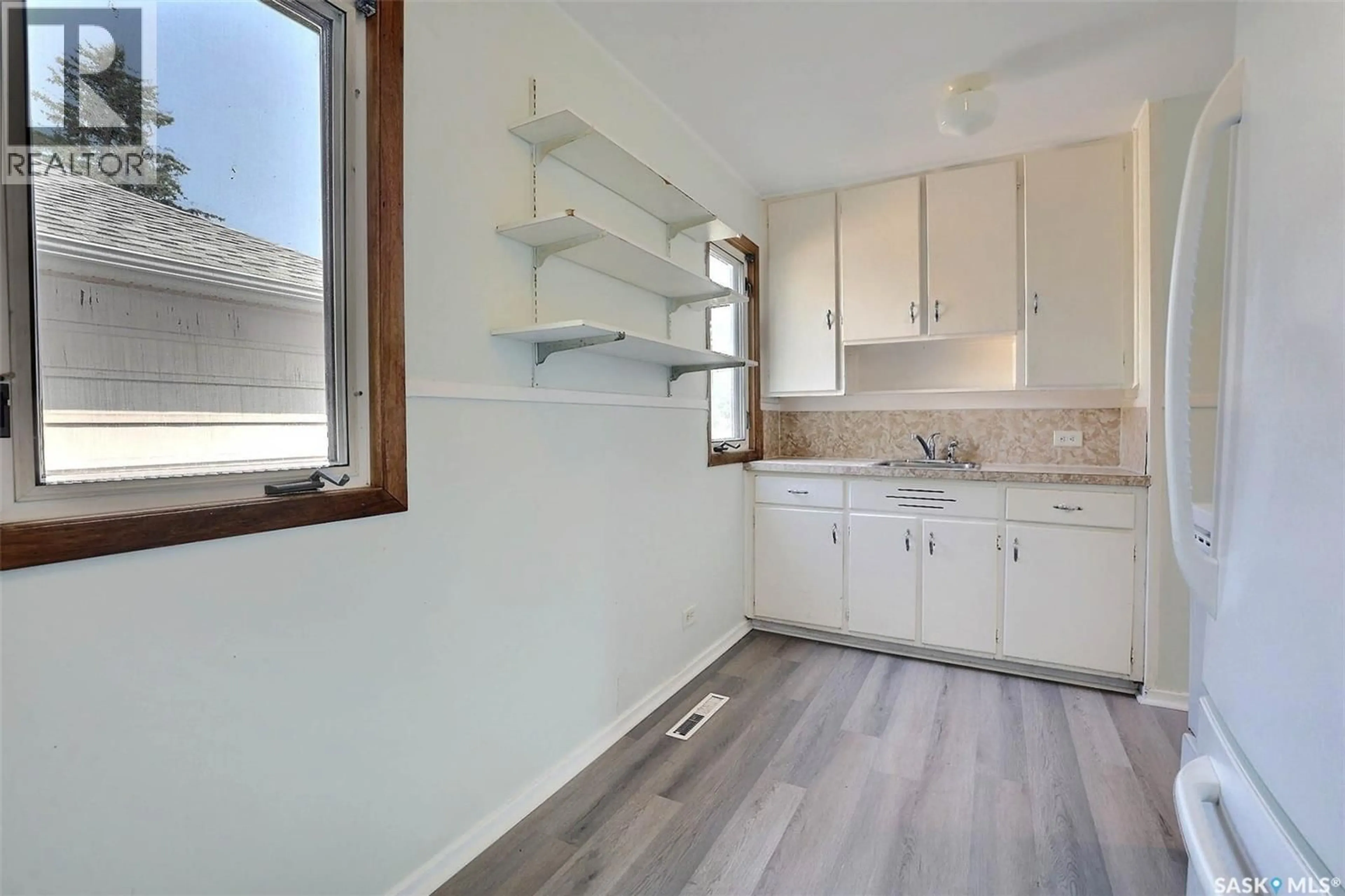 Unknown for 859 PASQUA STREET, Regina Saskatchewan S4T4K7