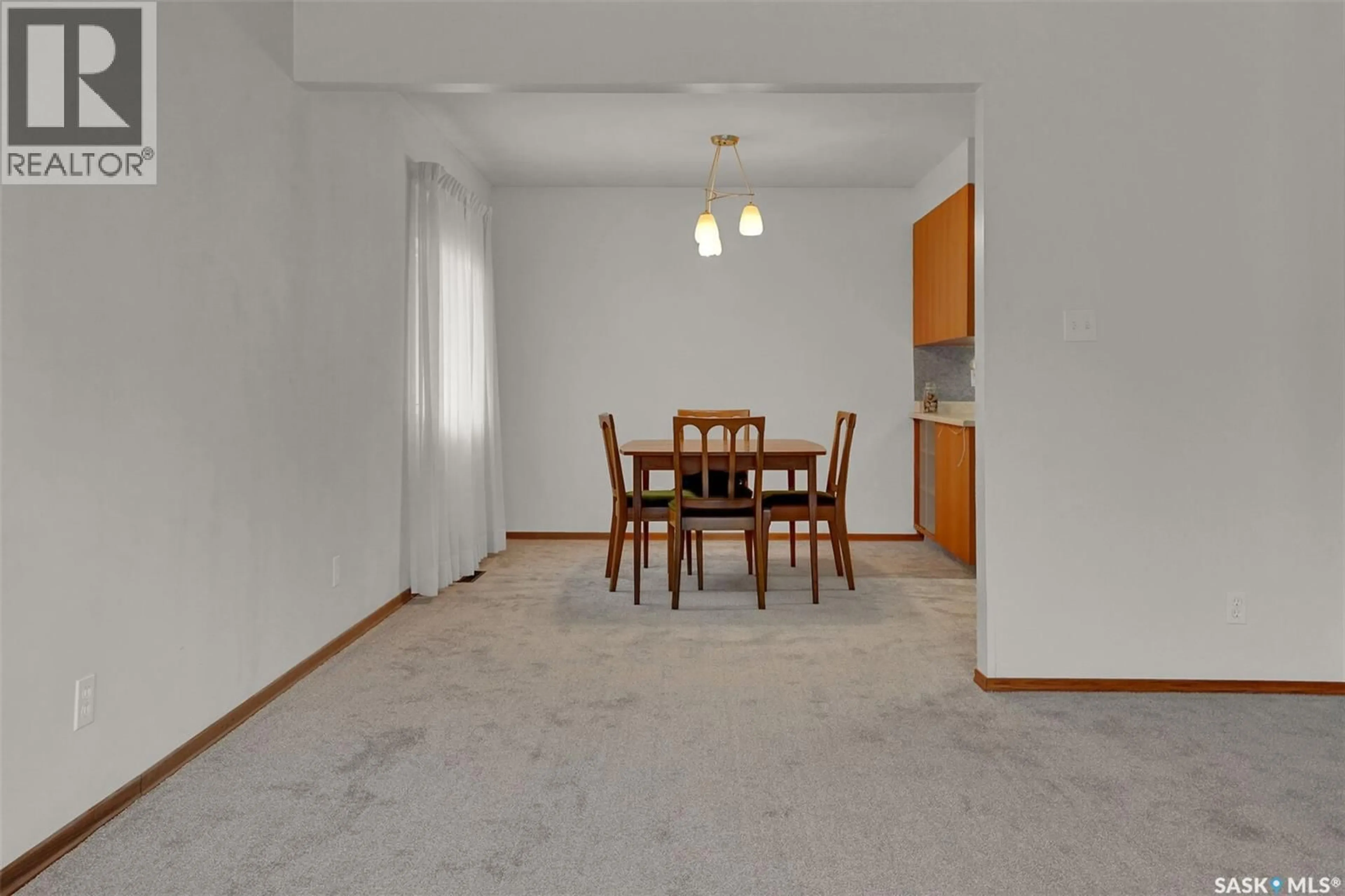 Dining room, unknown for 430 FROOM CRESCENT, Regina Saskatchewan S4N1T6