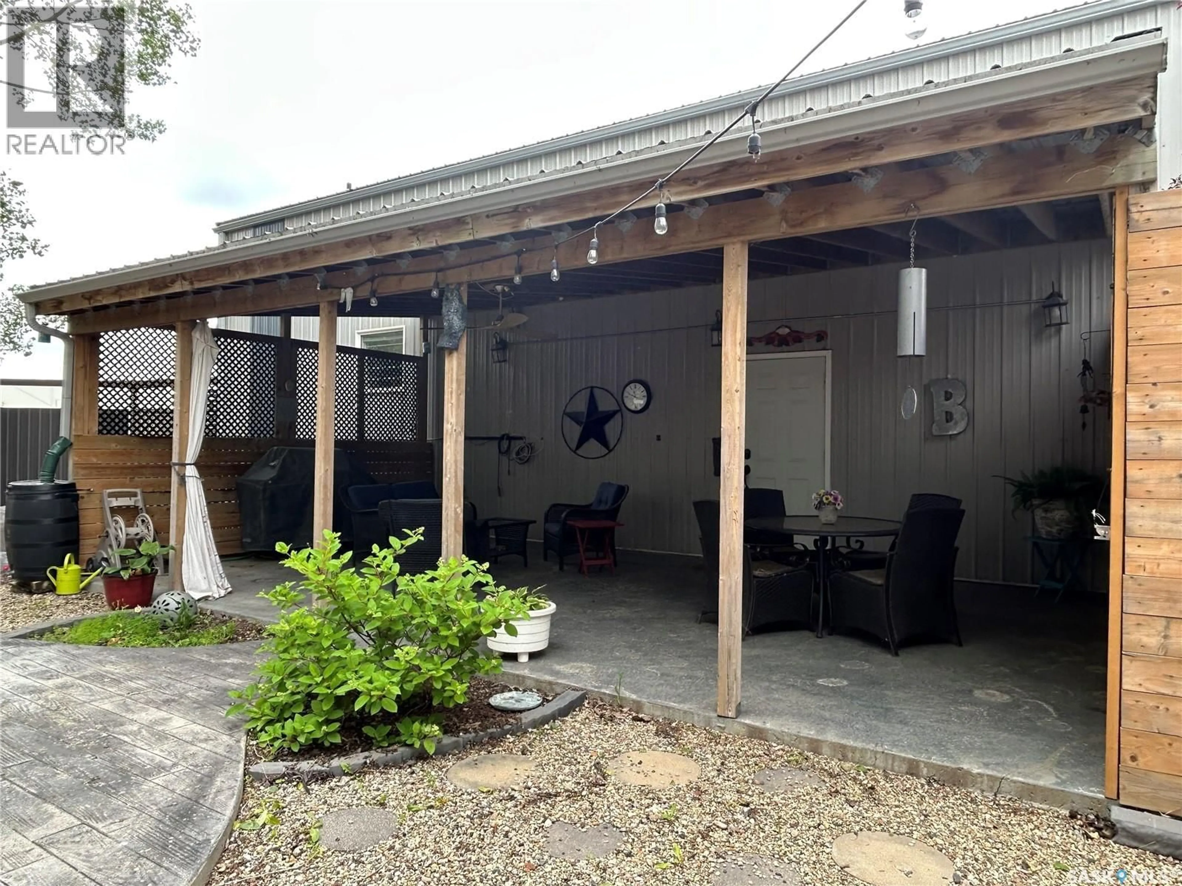 Patio, street for #2 - 1 INDUSTRIAL DRIVE, Bienfait Saskatchewan S0C0M0