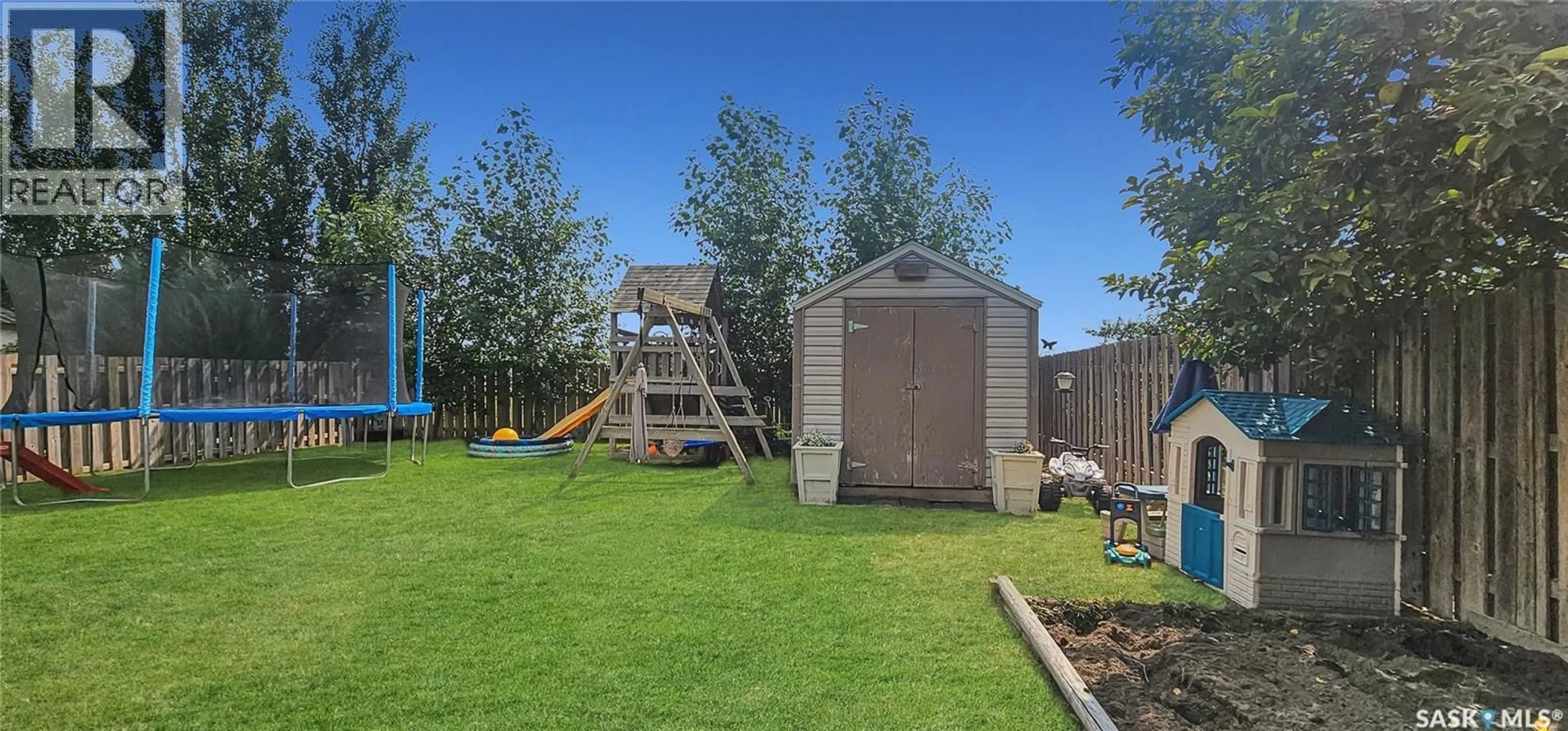 Shed for 76 PRAIRIE SUN COURT, Swift Current Saskatchewan S9H3X6