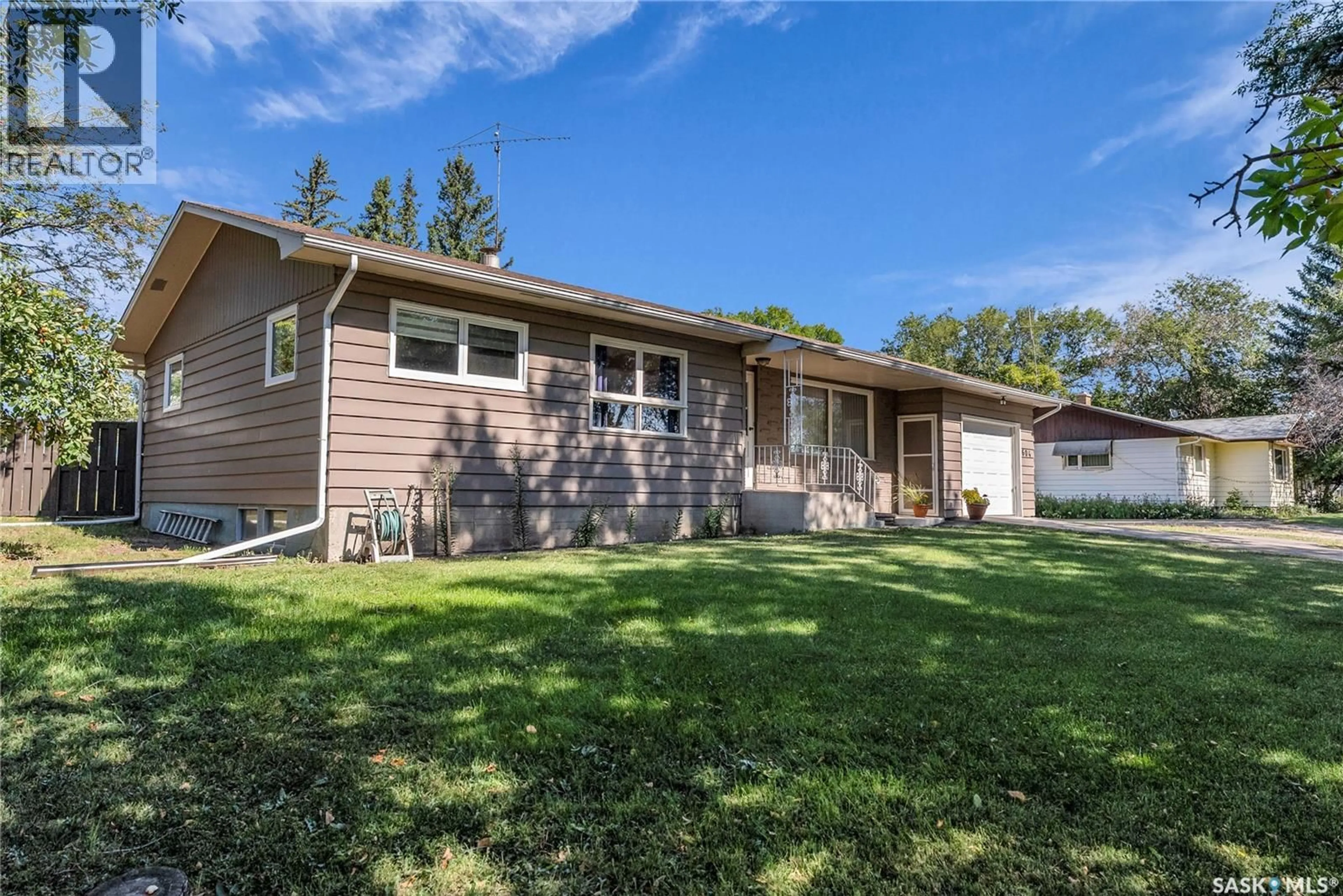 Home with vinyl exterior material, unknown for 604 KING STREET, Imperial Saskatchewan S0G2J0