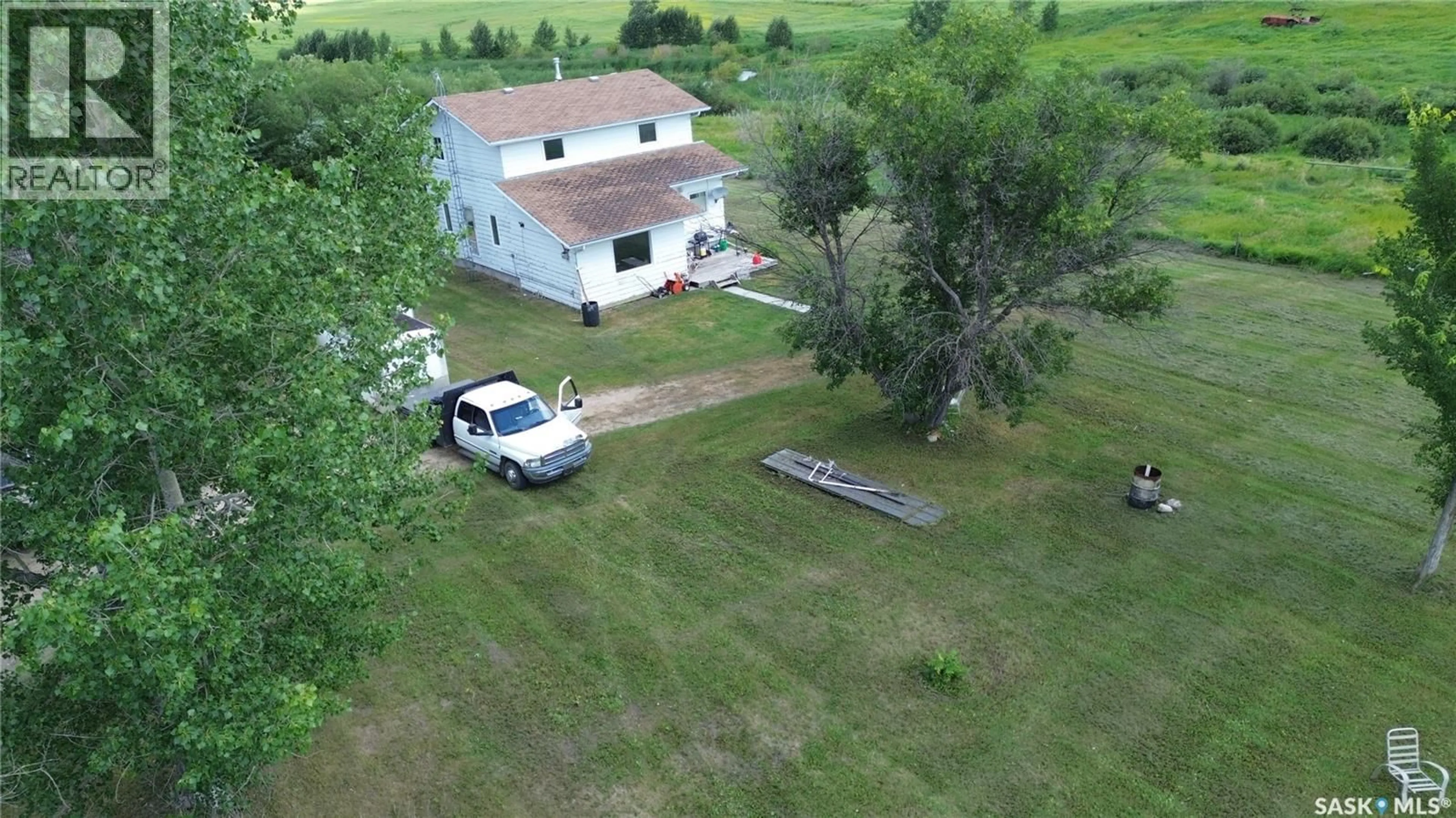 A pic from outside/outdoor area/front of a property/back of a property/a pic from drone, building for 40 ACRE KAMSACK ACREAGE, Cote Rm No. 271 Saskatchewan S0A1S0
