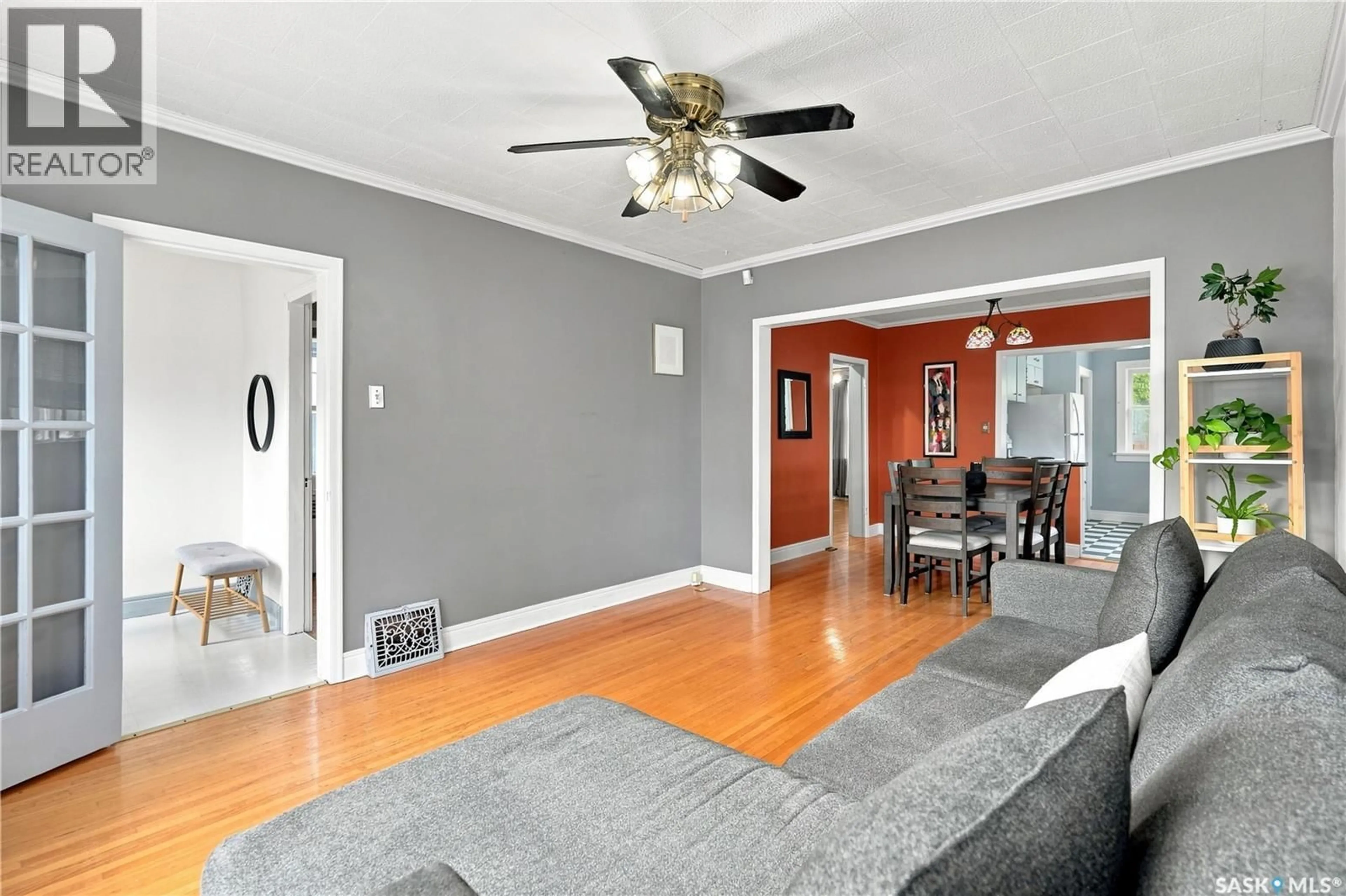 Living room with furniture, unknown for 2161 QUEEN STREET, Regina Saskatchewan S4T4C4