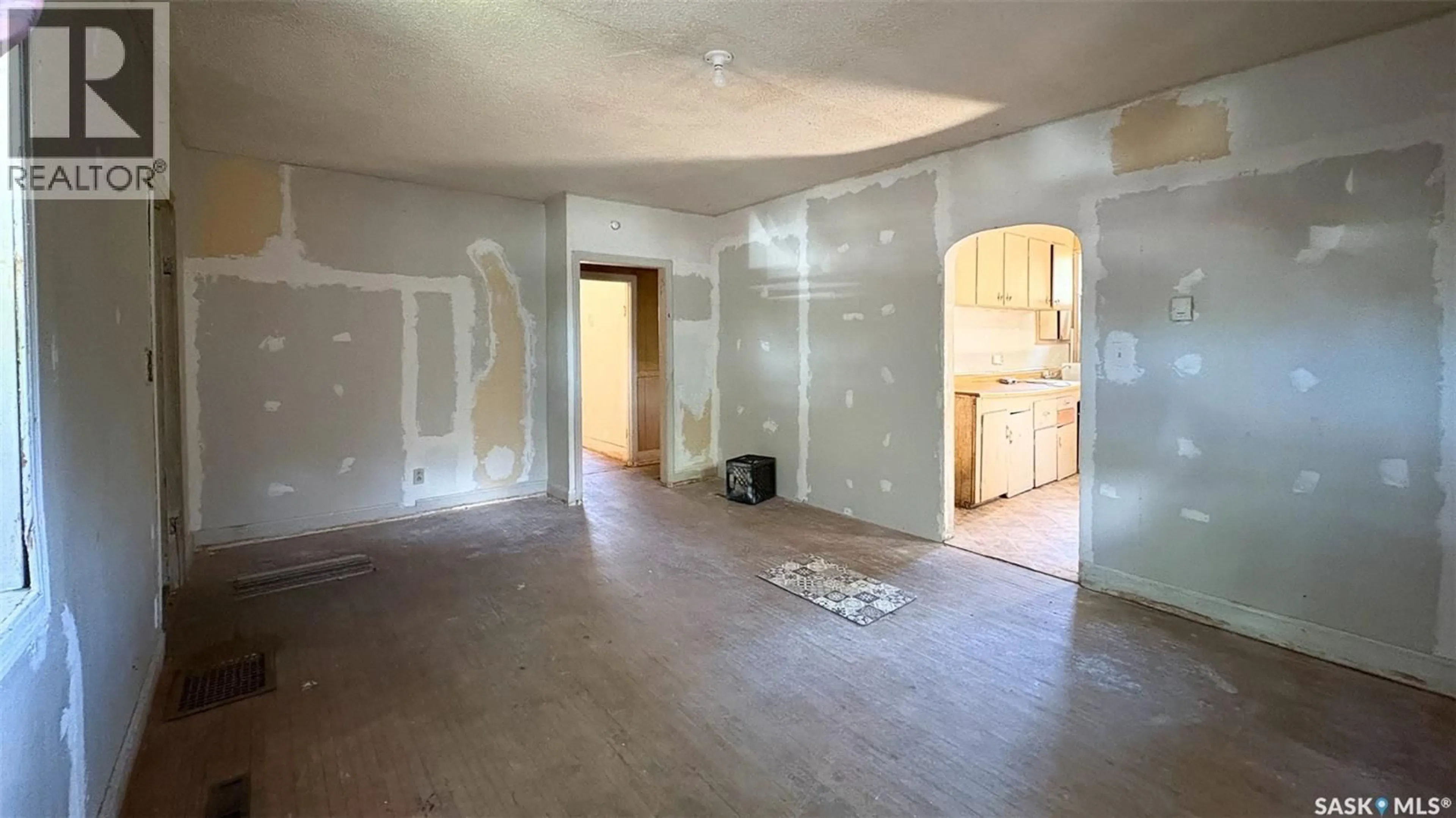 A pic of a room for 967 RAE STREET, Regina Saskatchewan S4T2B5