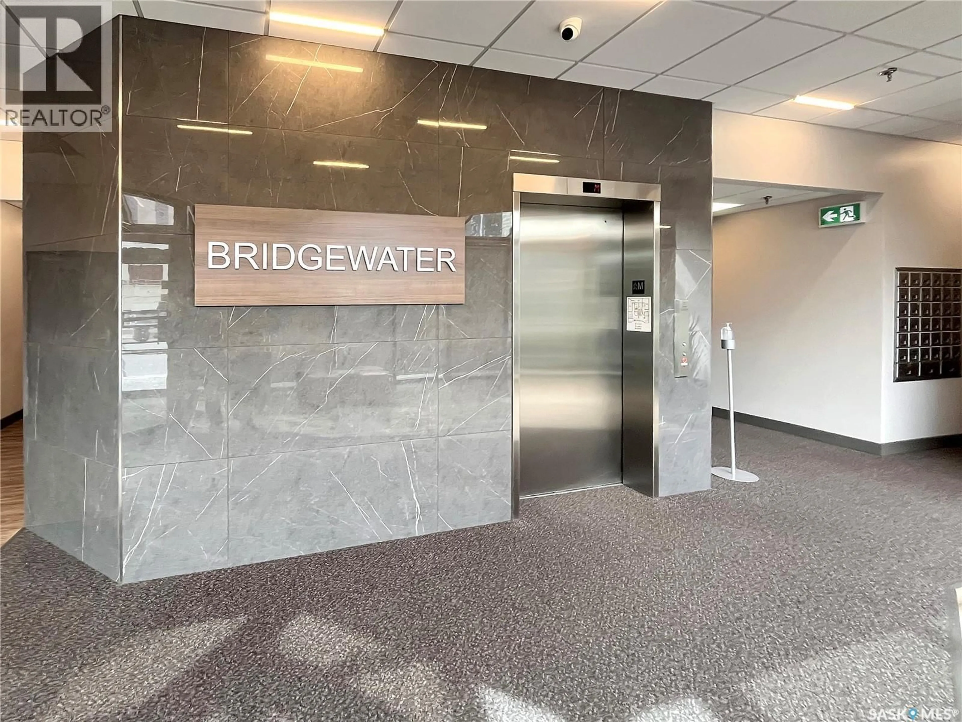 Indoor foyer for 505 - 401 12TH STREET E, Saskatoon Saskatchewan S7N4H3