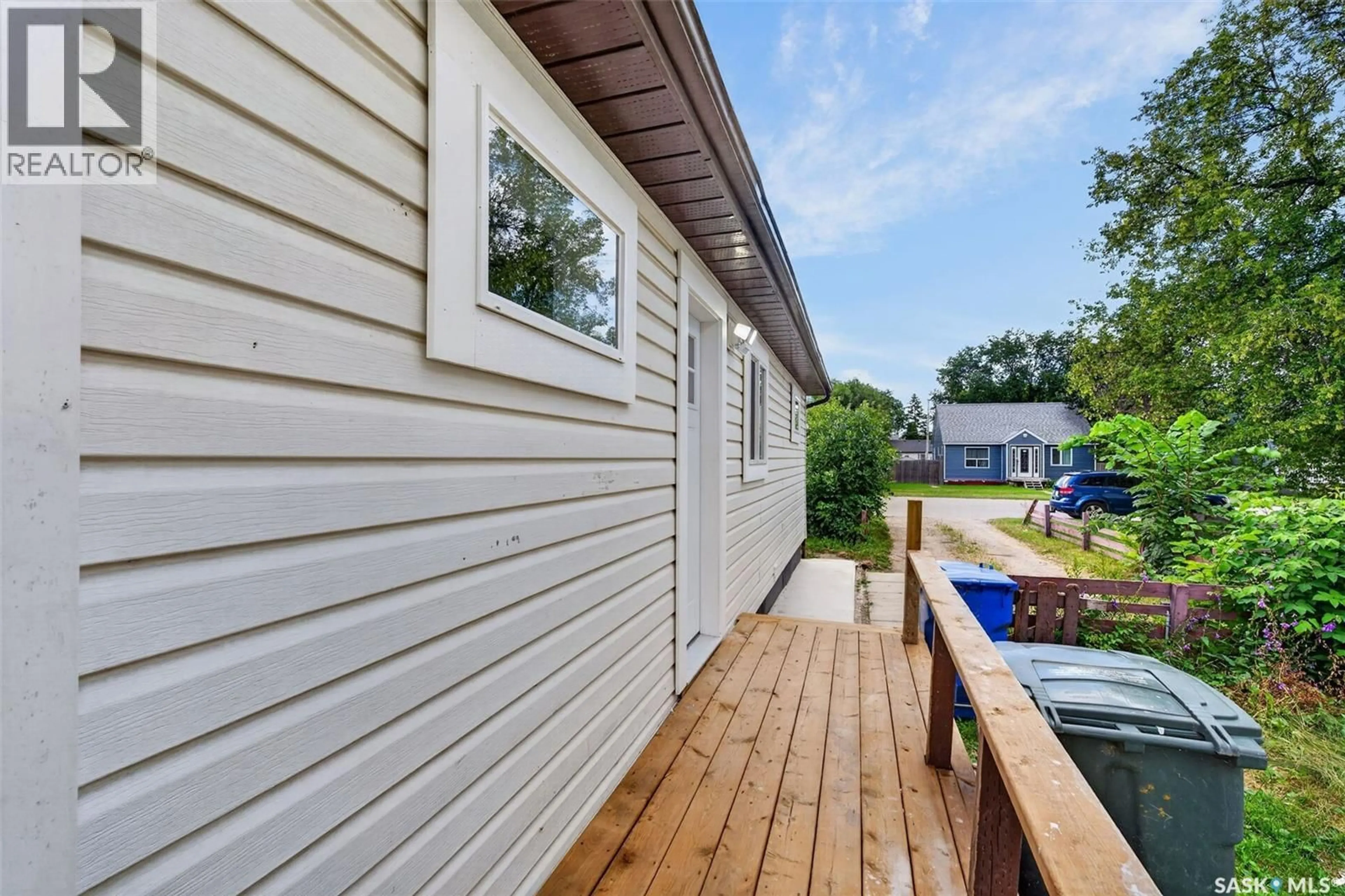 Home with vinyl exterior material, street for 584 7TH STREET, Prince Albert Saskatchewan S6V0S5