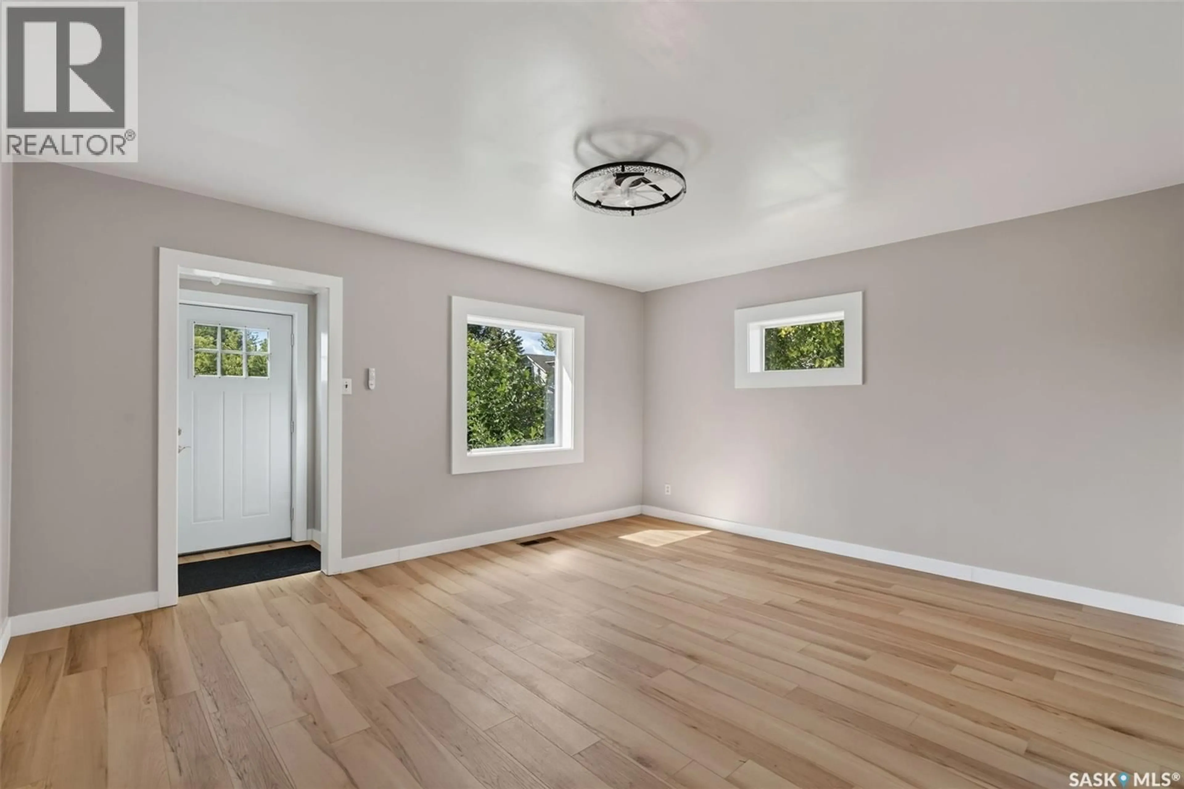 A pic of a room for 584 7TH STREET, Prince Albert Saskatchewan S6V0S5