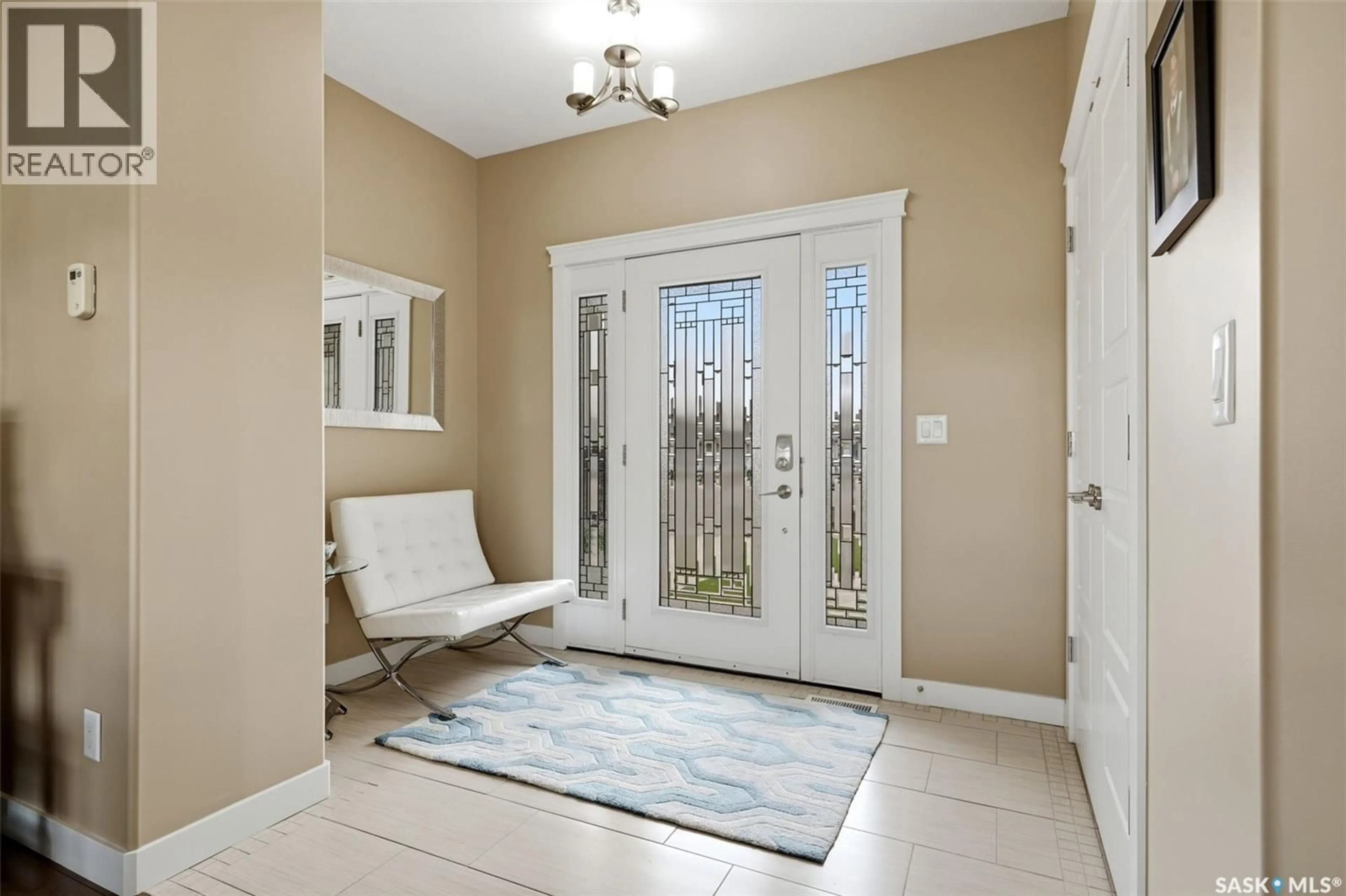 Indoor entryway for 4665 SKINNER CRESCENT, Regina Saskatchewan S4W0A3