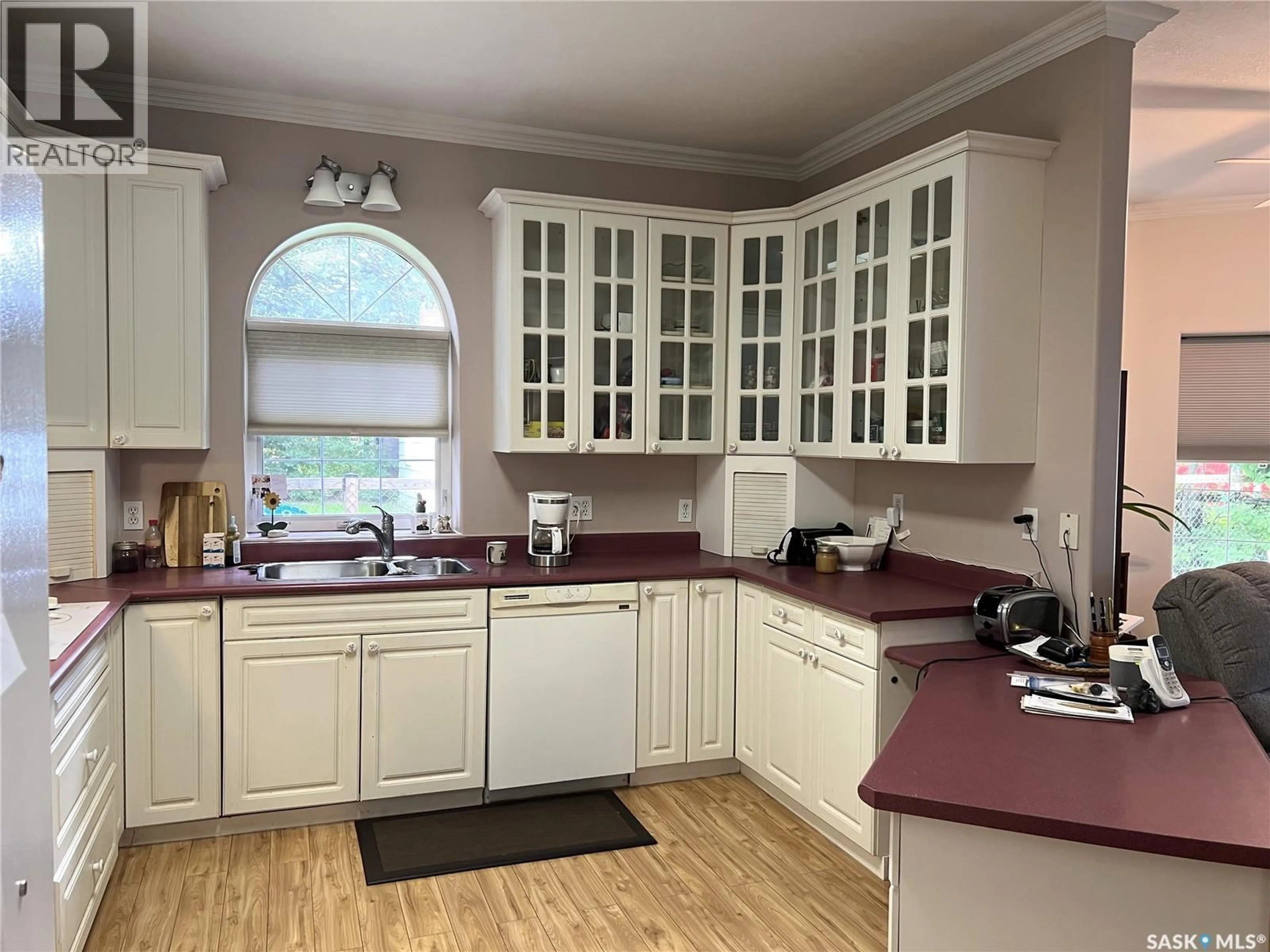 Standard kitchen, unknown for 1 - 501 CENTRE STREET, Meadow Lake Saskatchewan S9X1E5