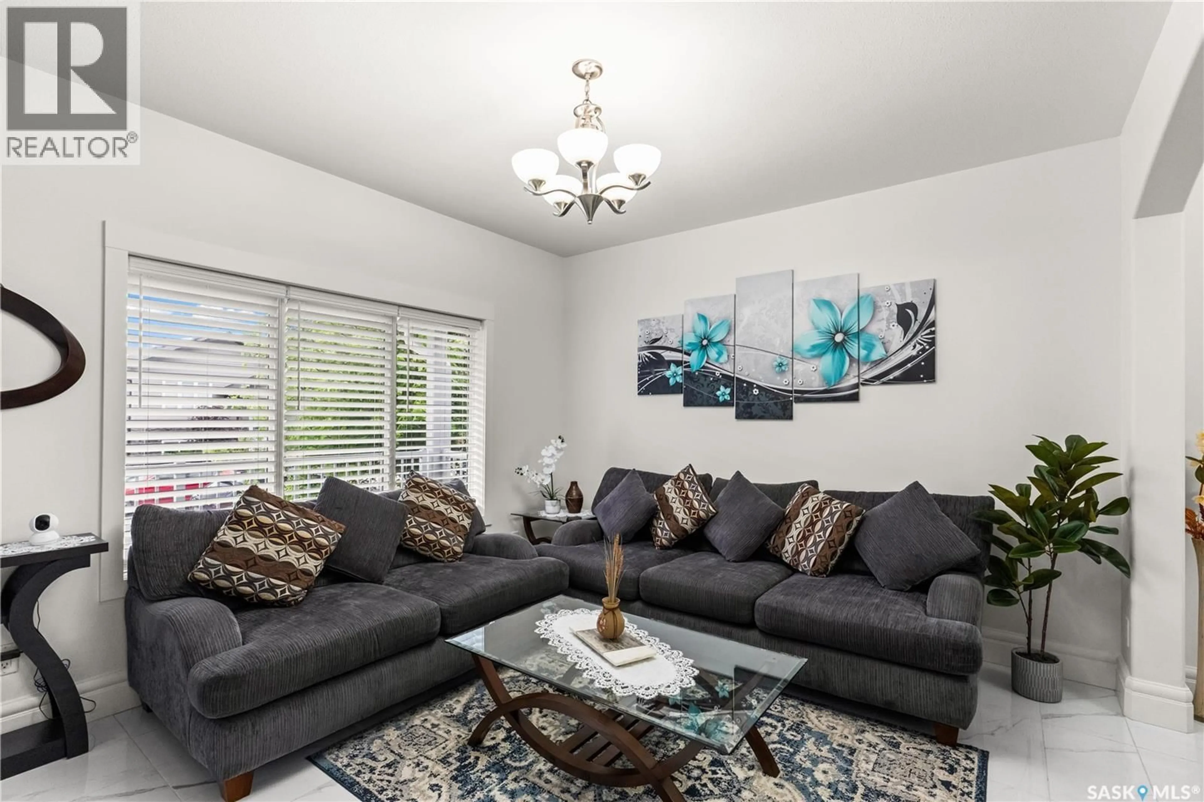 Living room with furniture, unknown for 230 WYANT LANE, Saskatoon Saskatchewan S7S1N1