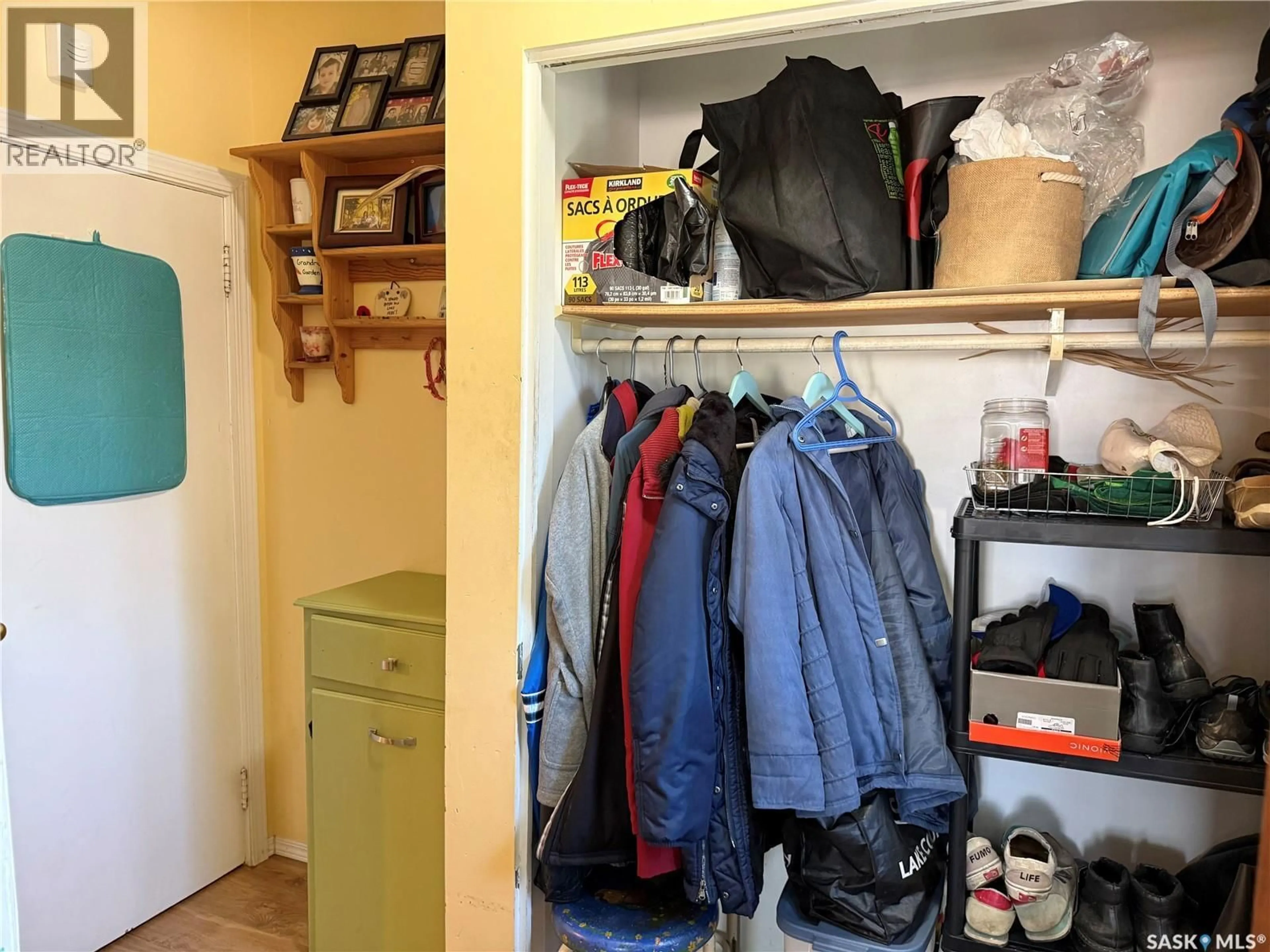 Storage room or clothes room or walk-in closet for 315 3RD AVENUE, Debden Saskatchewan S0J0S0