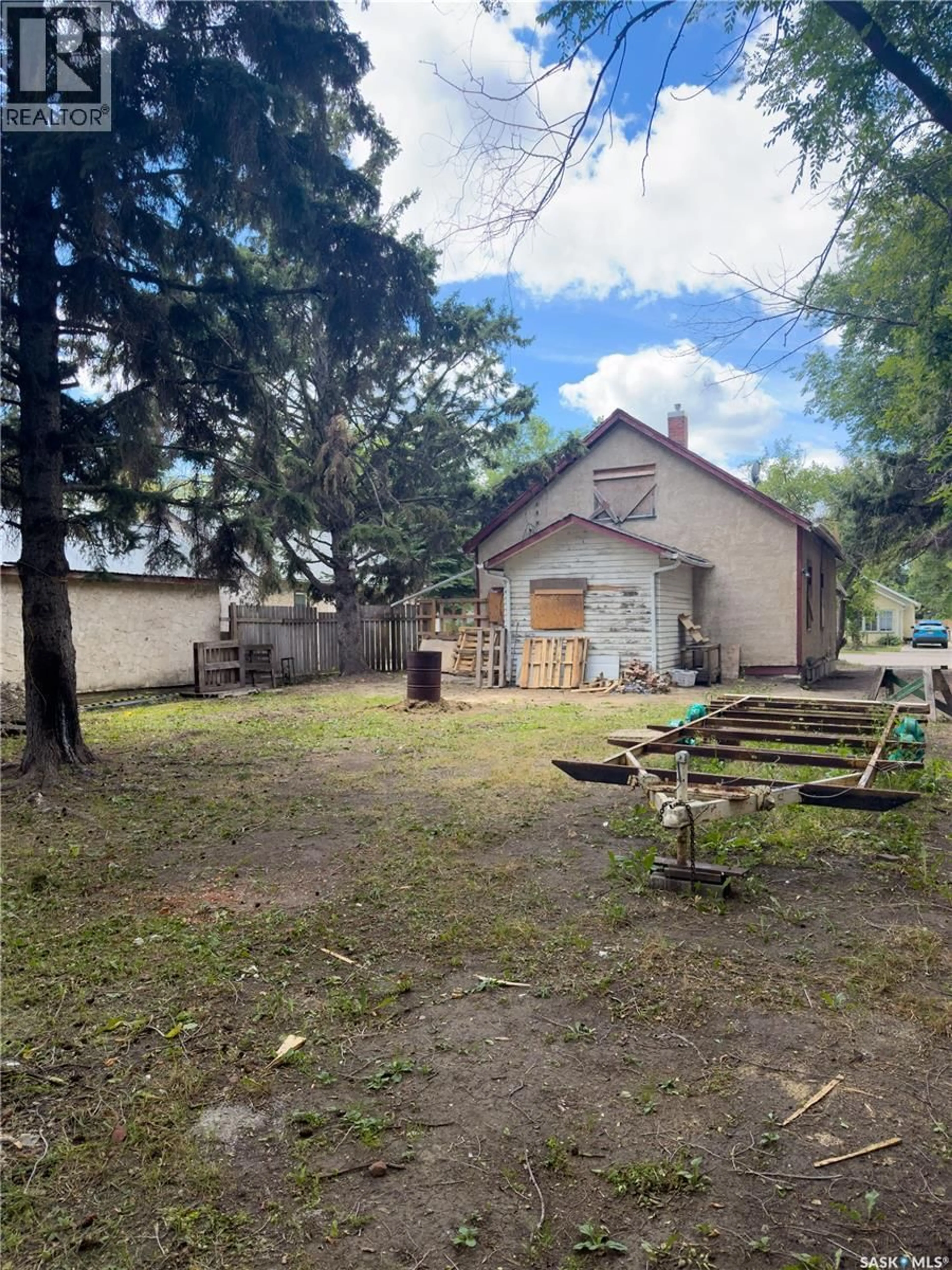 Unknown for 1672 101ST STREET, North Battleford Saskatchewan S9A1A6