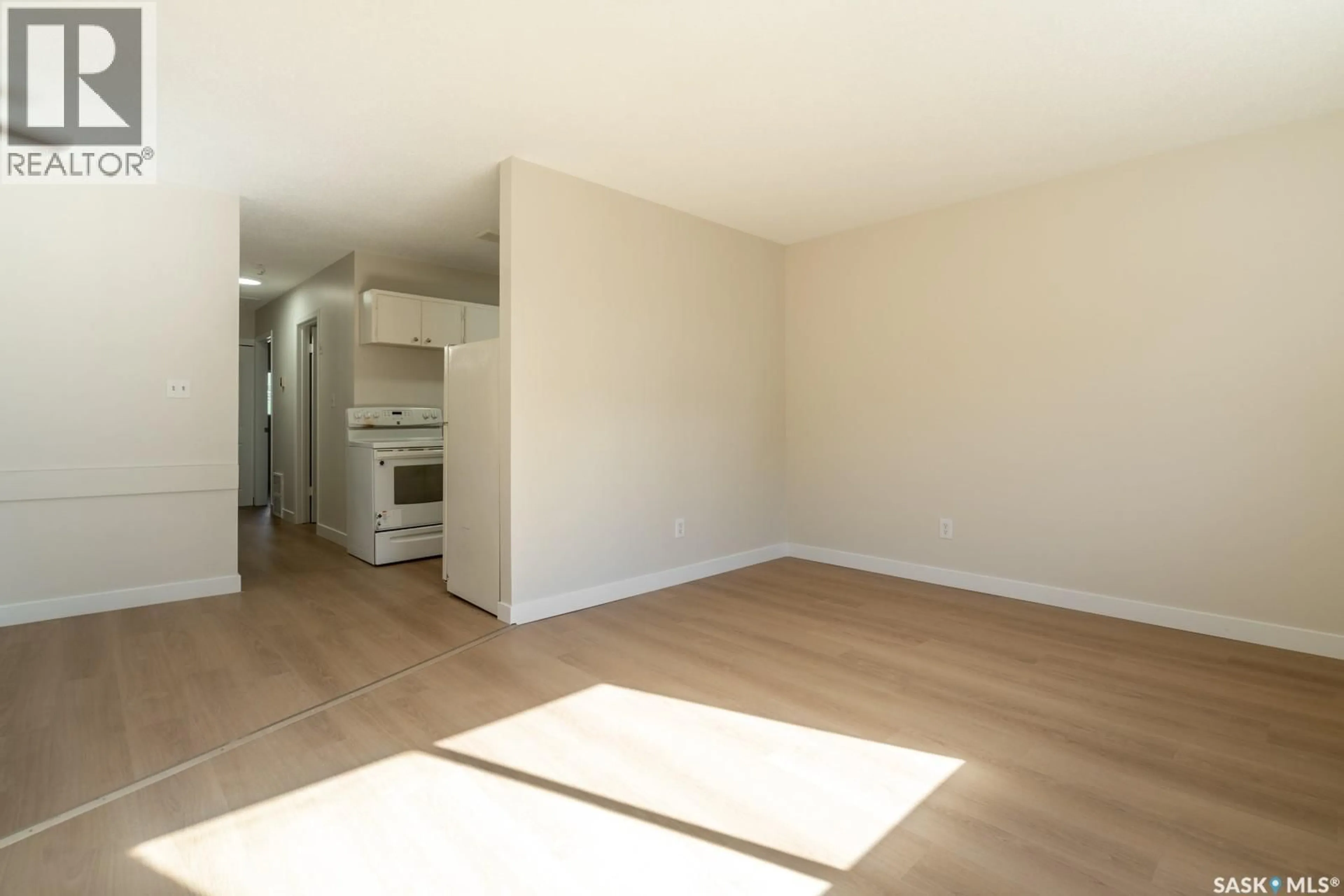 A pic of a room for 425 LORNE STREET, Regina Saskatchewan S4R2J5
