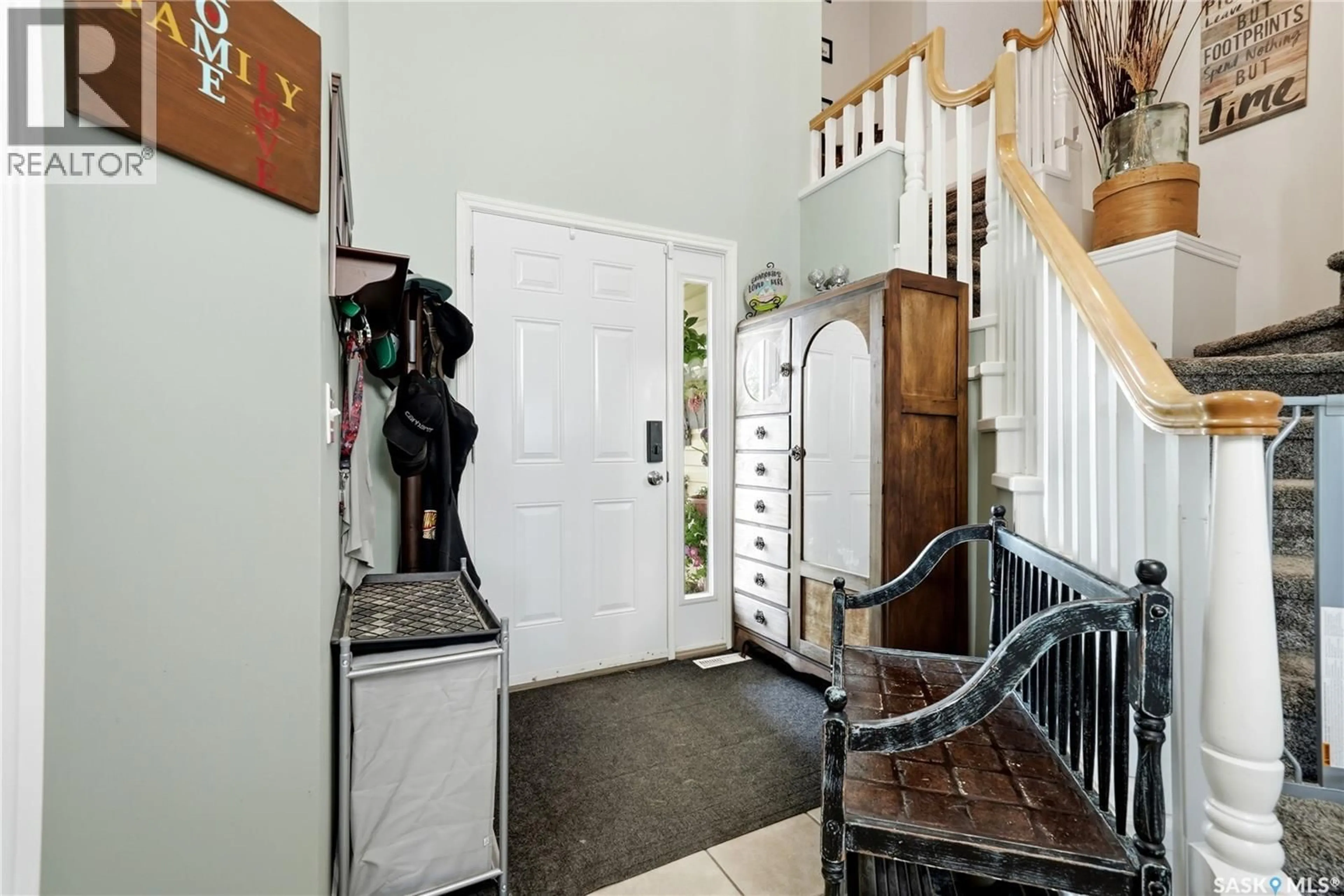 Indoor foyer for GRONICK ACREAGE R.M., South Qu'Appelle Rm No. 157 Saskatchewan S0G0E0
