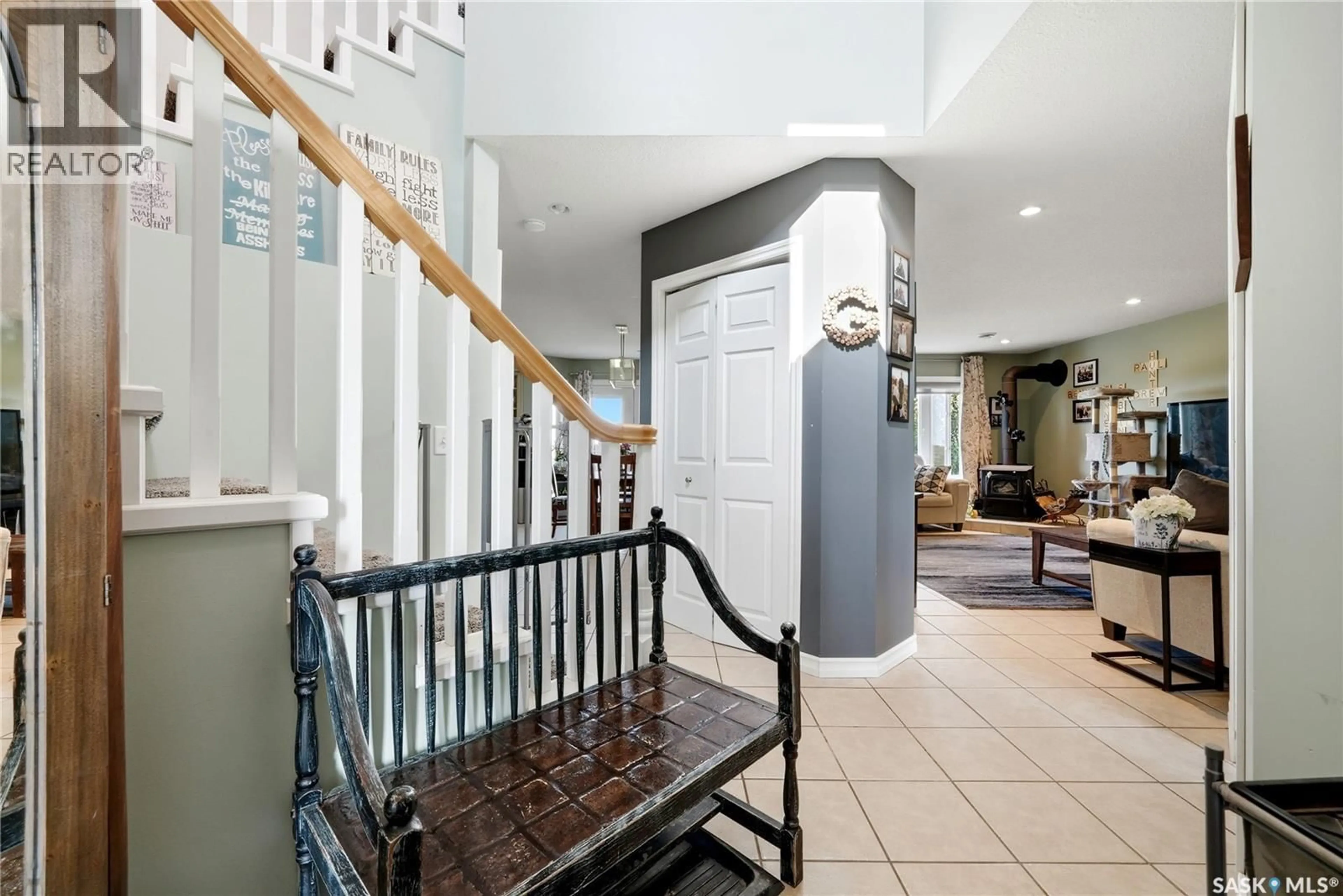 Indoor foyer for GRONICK ACREAGE R.M., South Qu'Appelle Rm No. 157 Saskatchewan S0G0E0