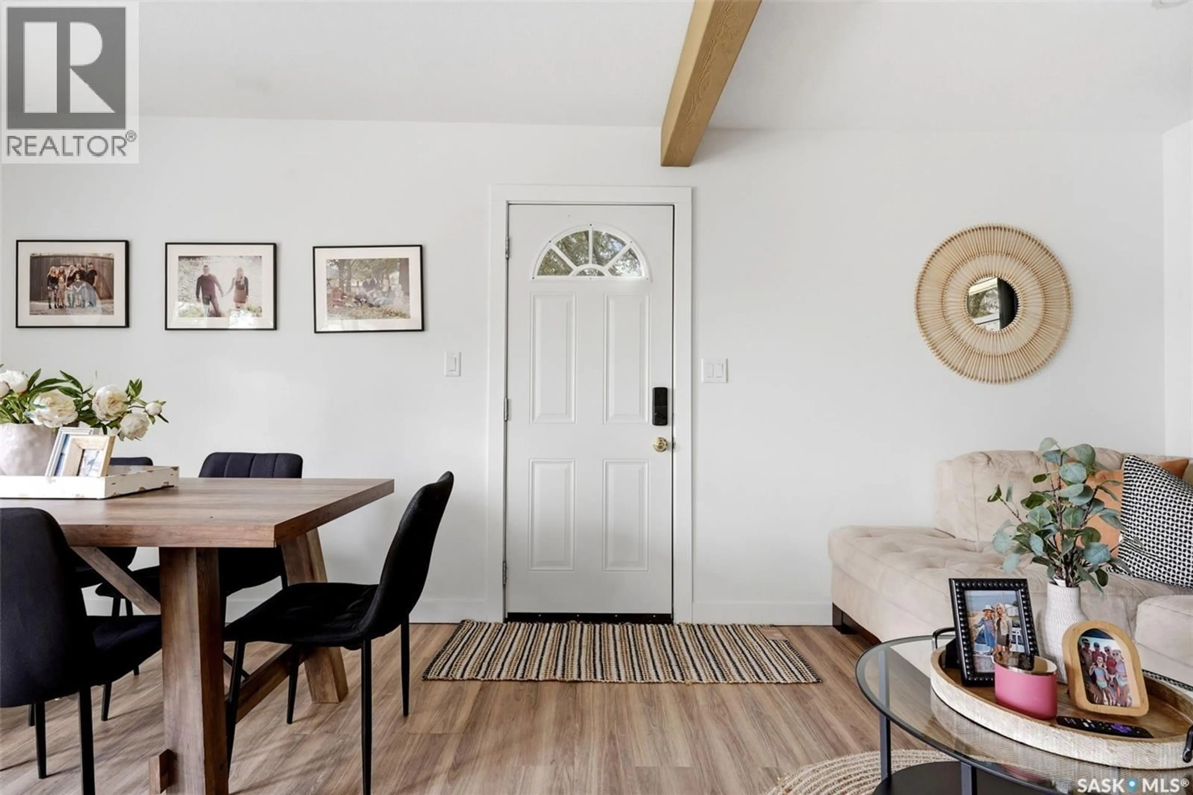 Indoor entryway for 61 PELICAN DRIVE, Pelican Pointe Saskatchewan S0G4L0