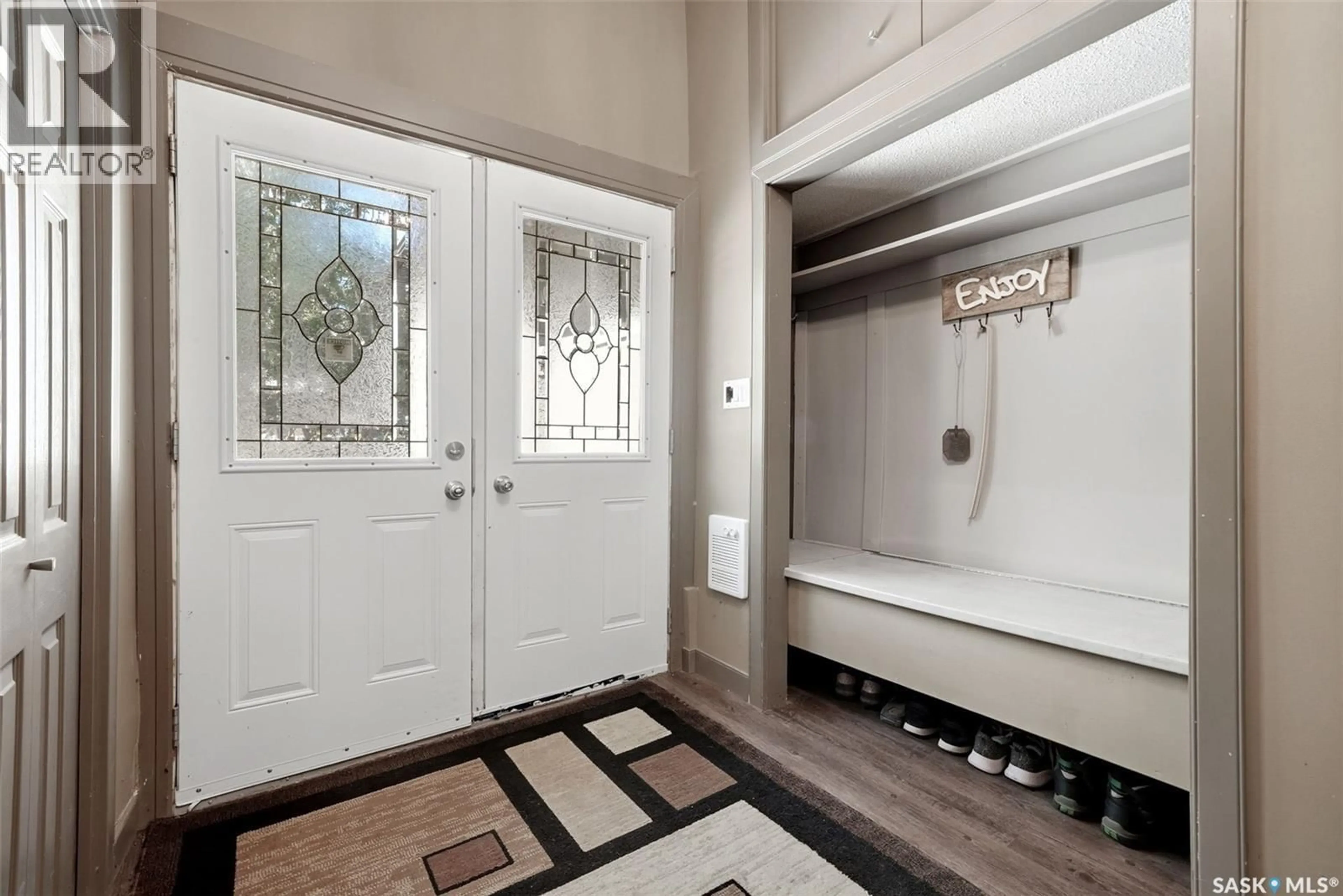 Indoor entryway for 210 PLEASANT AVENUE, Buena Vista Saskatchewan S2V1A8