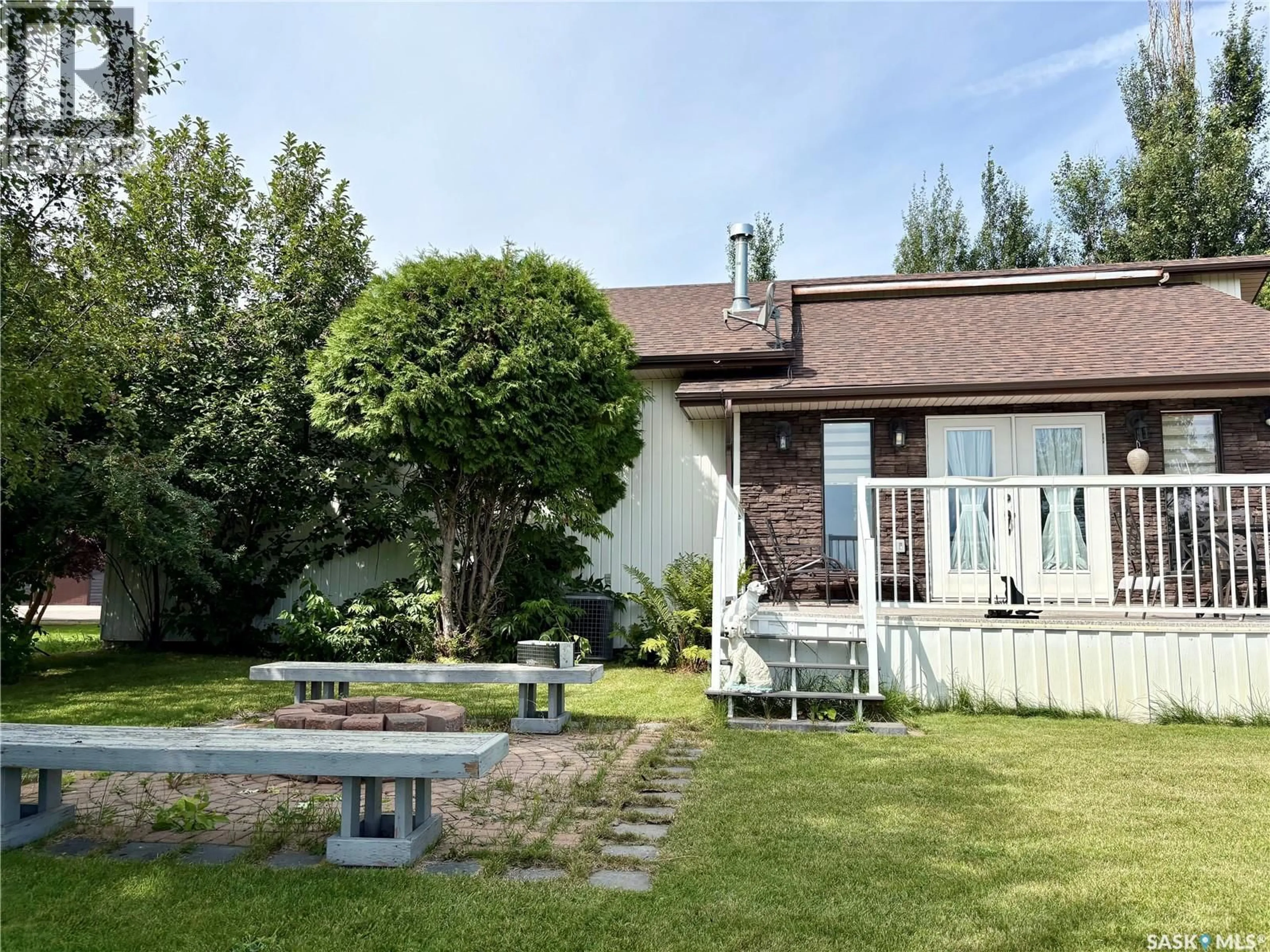 A pic from outside/outdoor area/front of a property/back of a property/a pic from drone, street for 230 AUGUSTA PLACE, Good Spirit Lake Saskatchewan S0A0L0