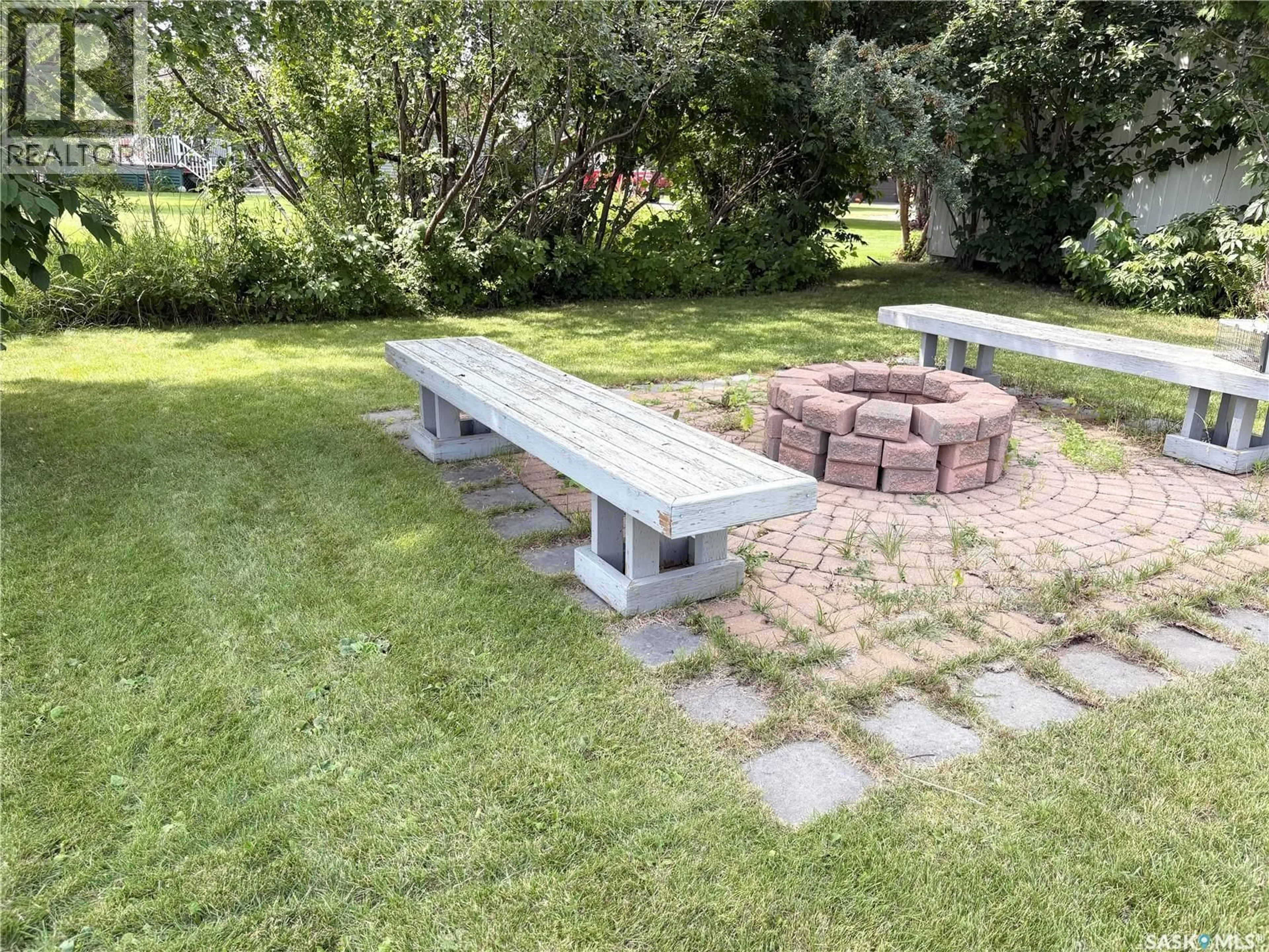 Patio, street for 230 AUGUSTA PLACE, Good Spirit Lake Saskatchewan S0A0L0