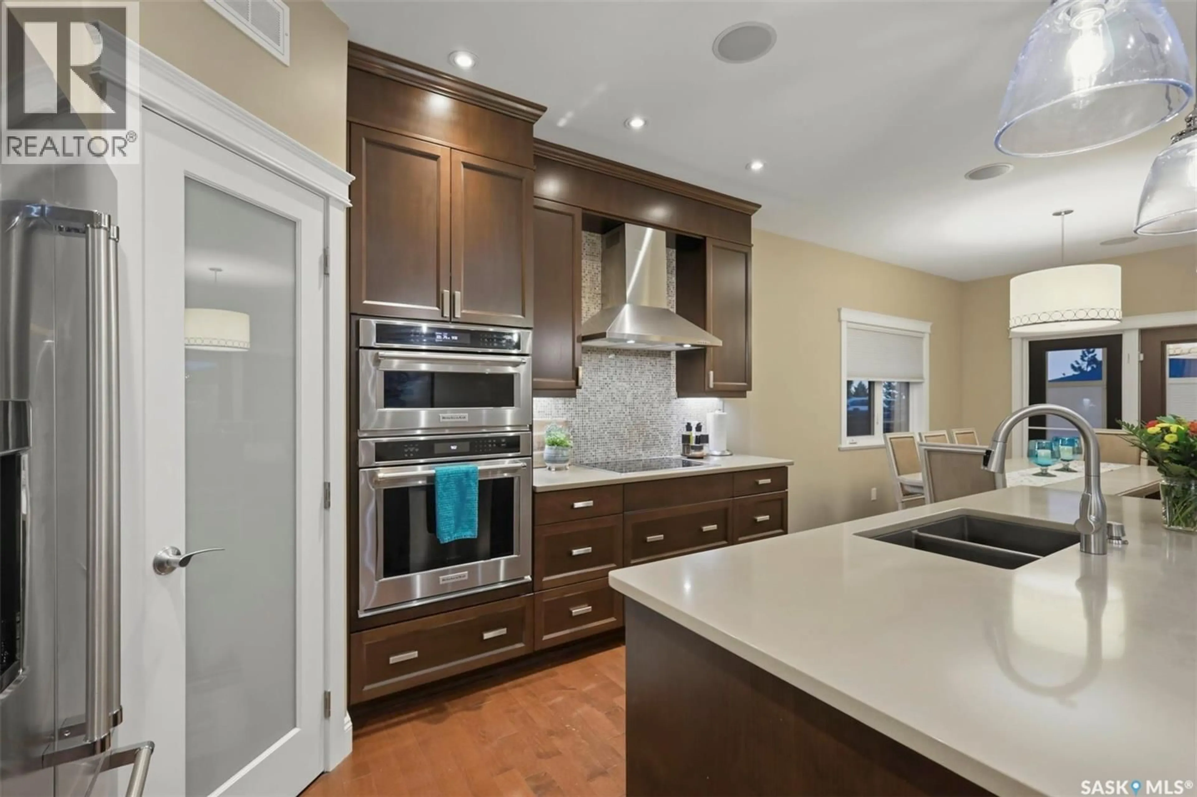 Contemporary kitchen, ceramic/tile floor for 431 PATON PLACE, Saskatoon Saskatchewan S7W0B8