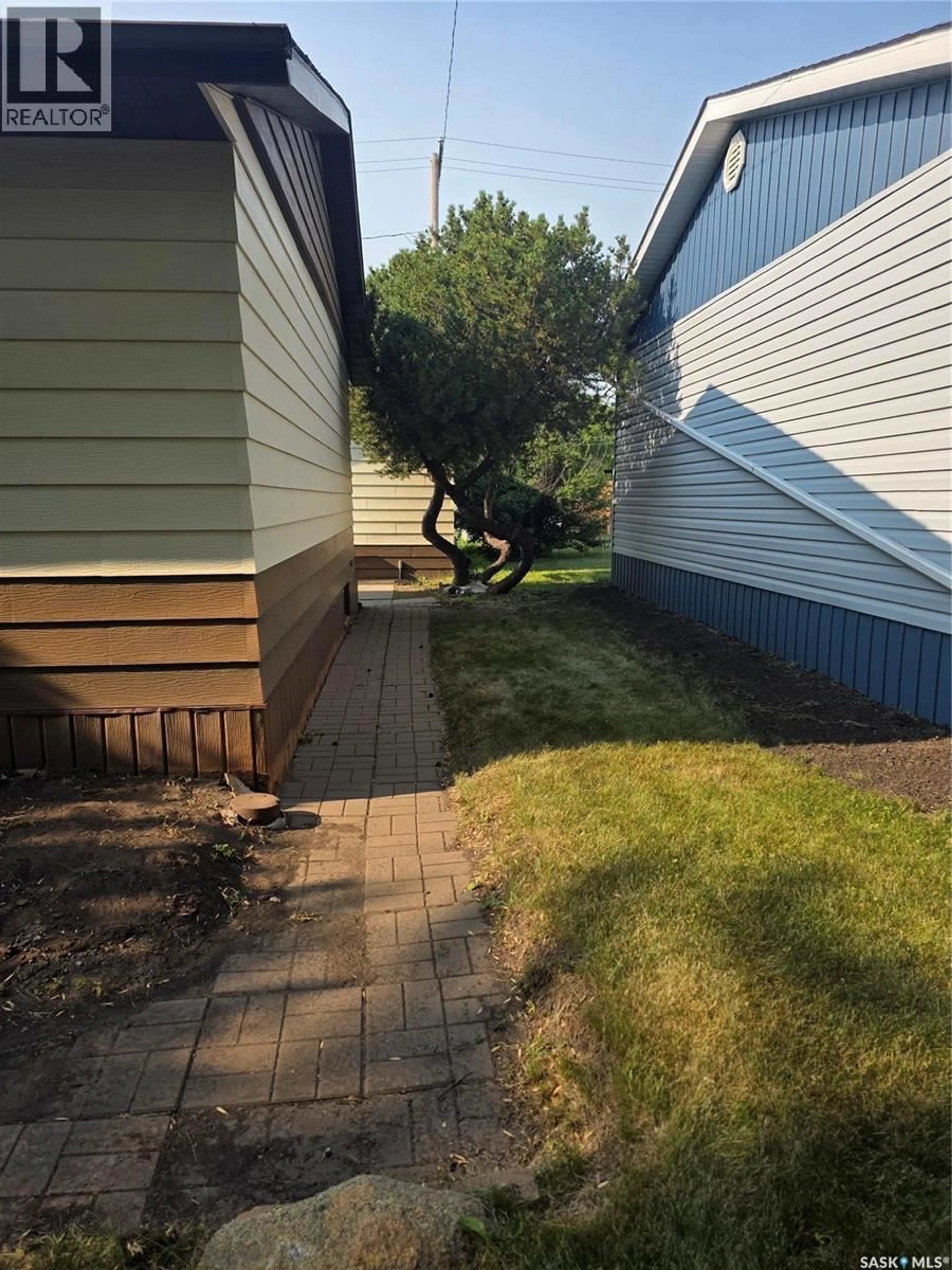 Unknown for 262 DUNCAN ROAD, Estevan Saskatchewan S4A0A4