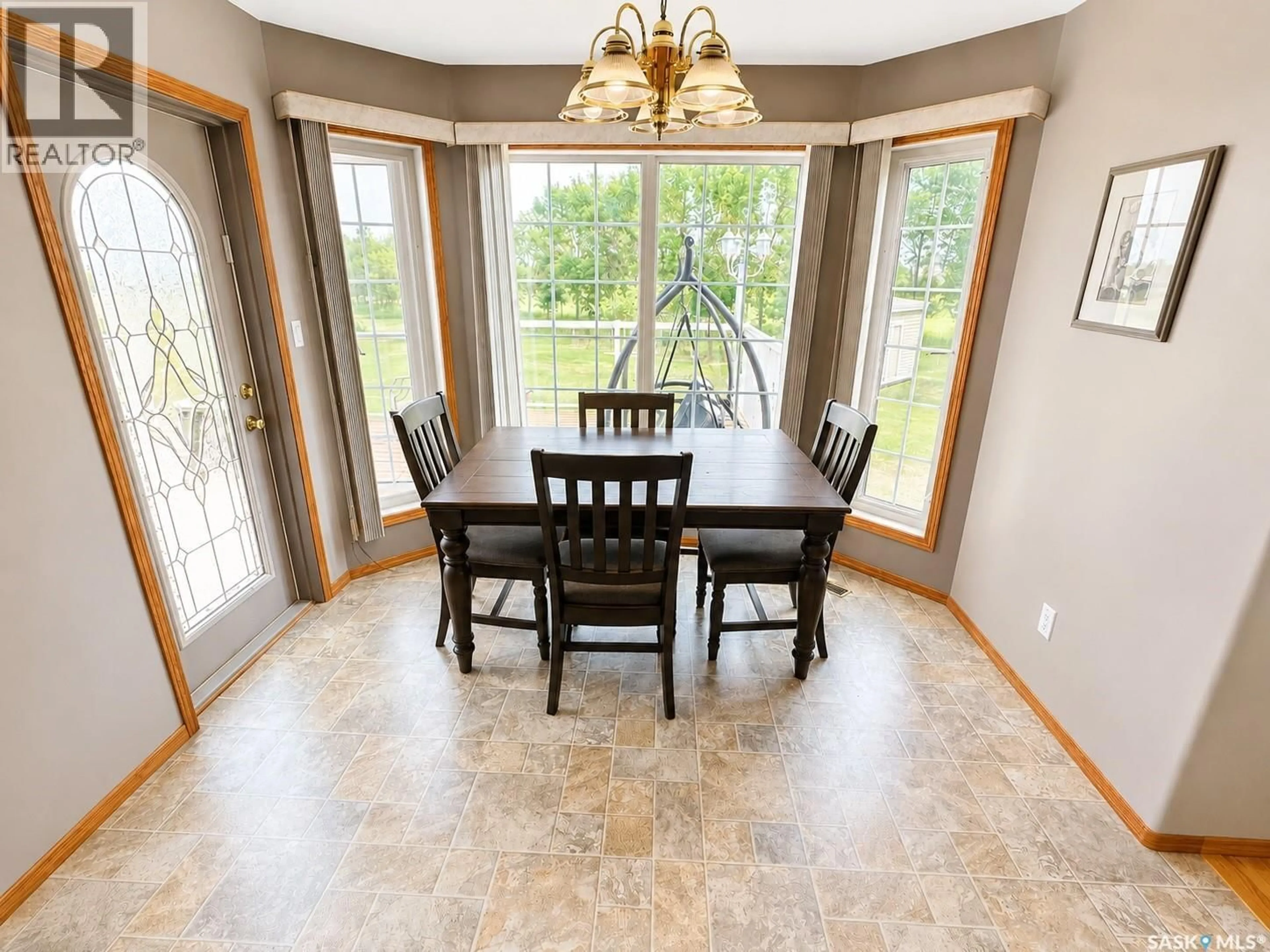 Dining room, ceramic/tile floor for MCDONALD ACREAGE, Weyburn Rm No. 67 Saskatchewan S4H0A0