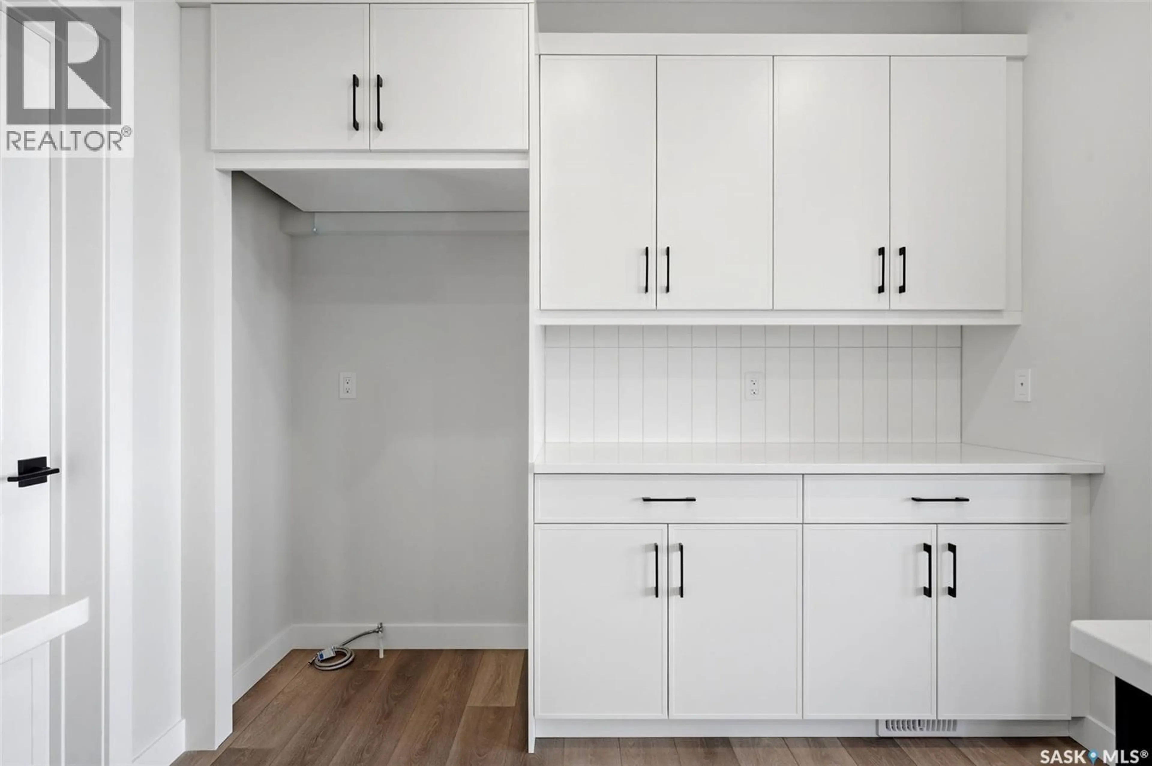 Laundry room for 3148 FAVEL DRIVE, Regina Saskatchewan S4V4C7